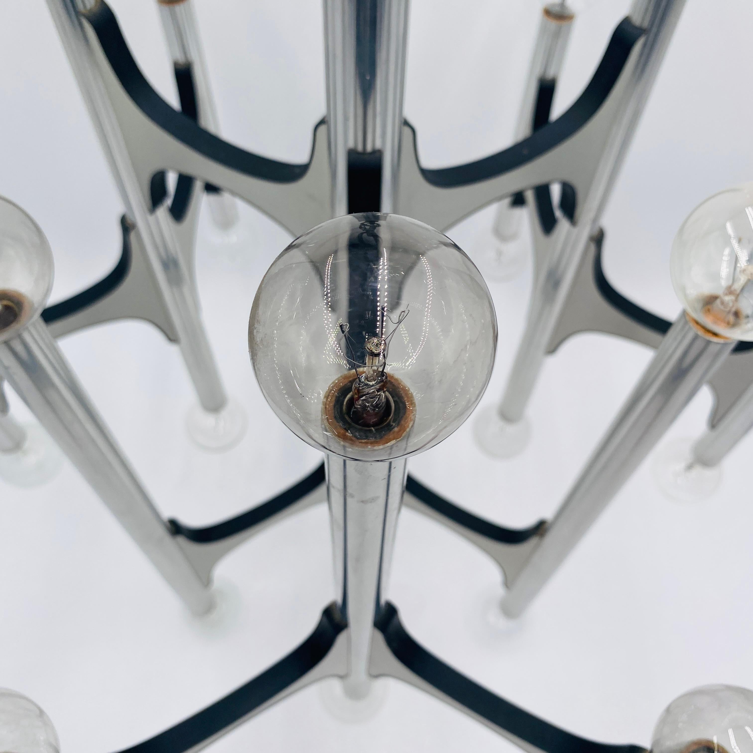 Italian Mid Century Modern Chandelier Light Lamp by Gaetano Sciolari for Lightolier For Sale