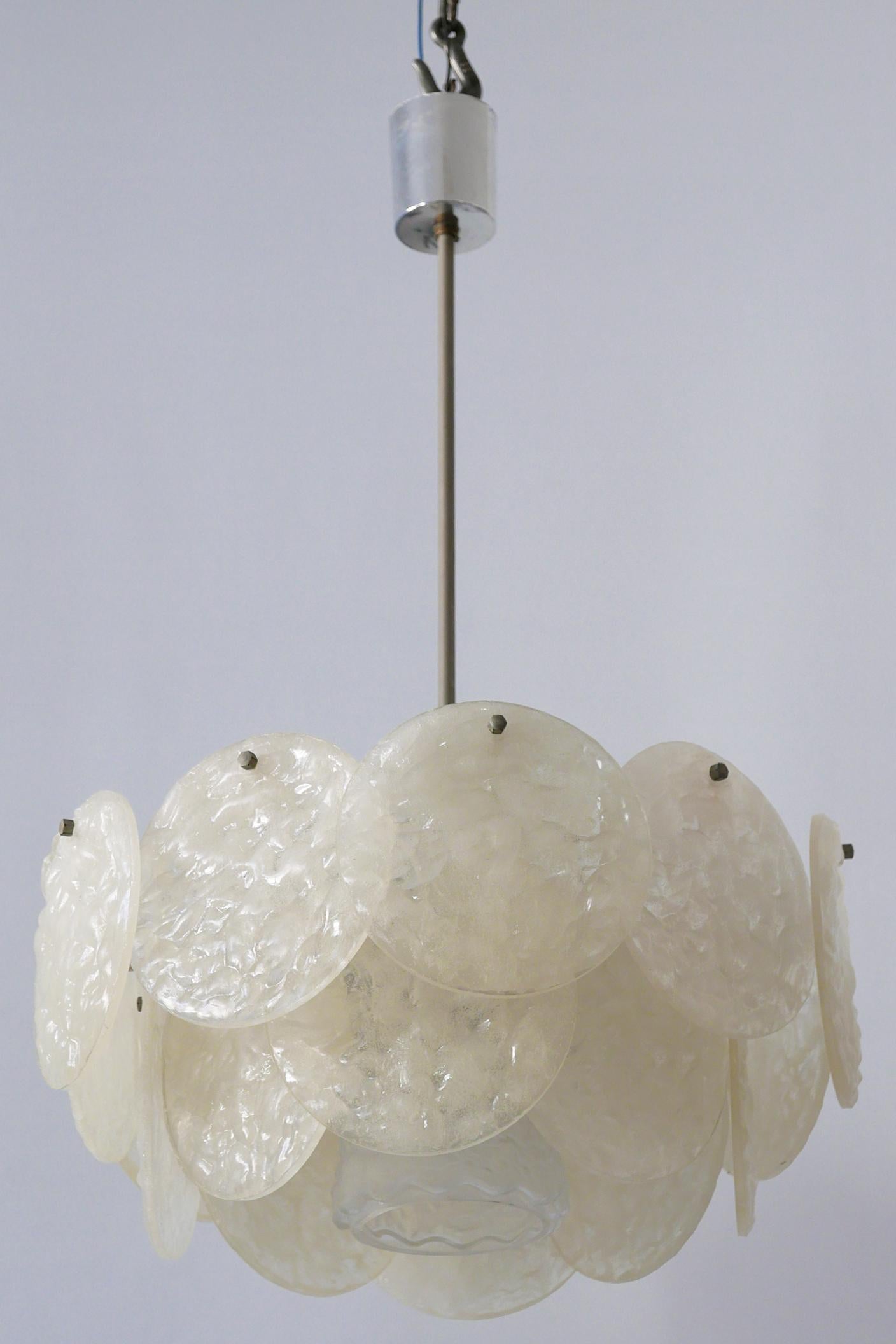 Mid-Century Modern Chandelier or Pendant Lamp with Textured Acrylic Discs, 1960s For Sale 8