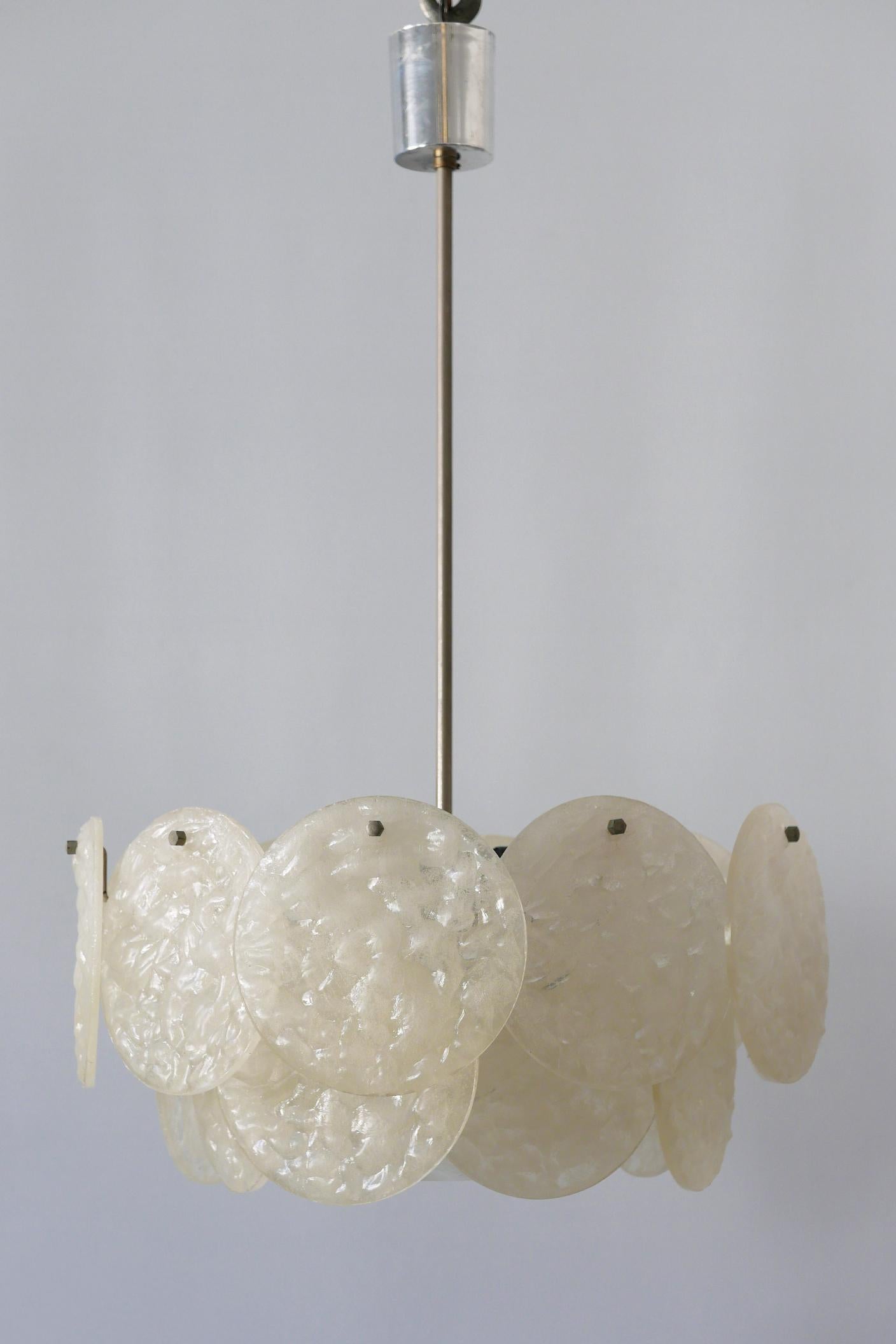 Mid-Century Modern Chandelier or Pendant Lamp with Textured Acrylic Discs, 1960s For Sale 1
