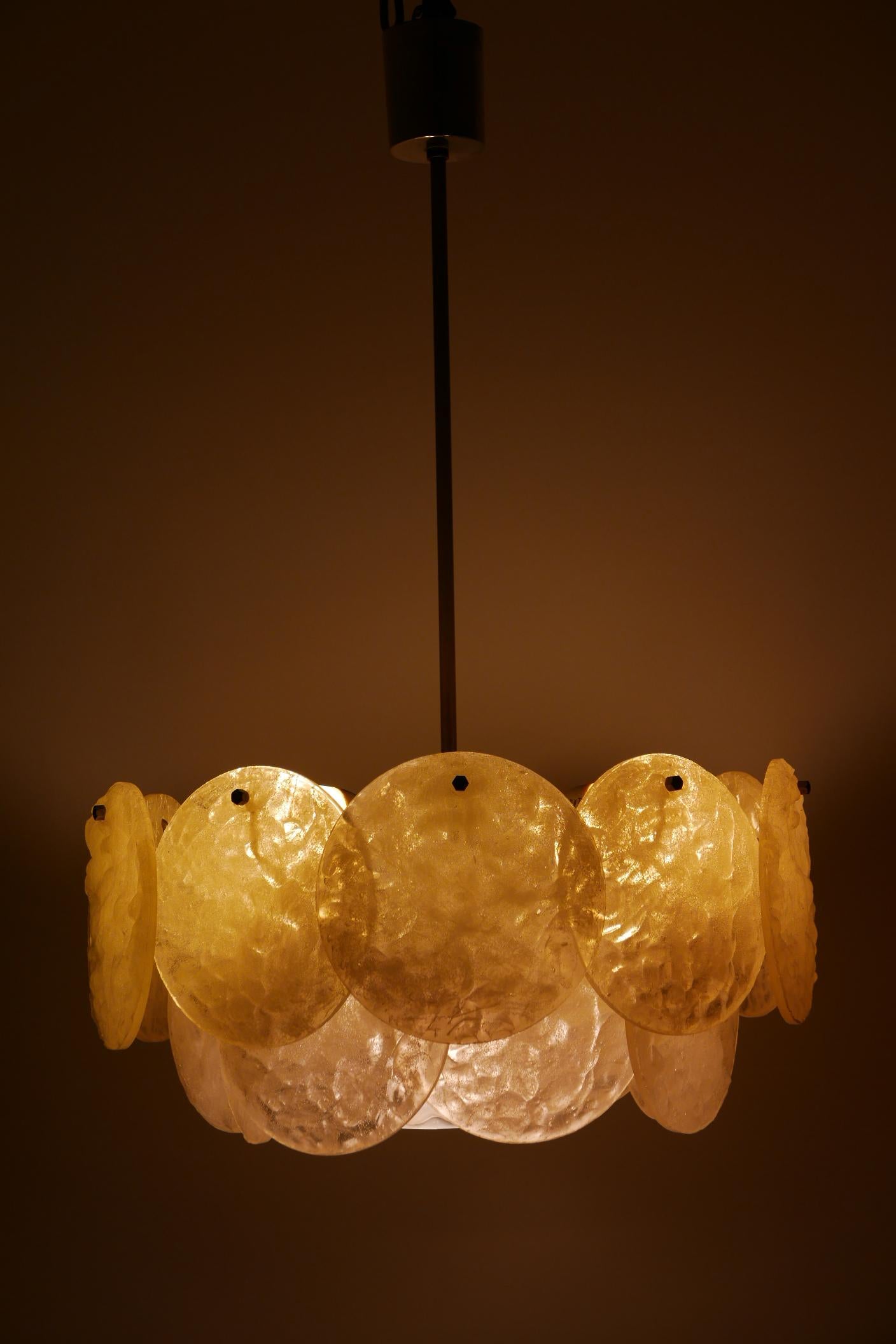 Mid-Century Modern Chandelier or Pendant Lamp with Textured Acrylic Discs, 1960s For Sale 2