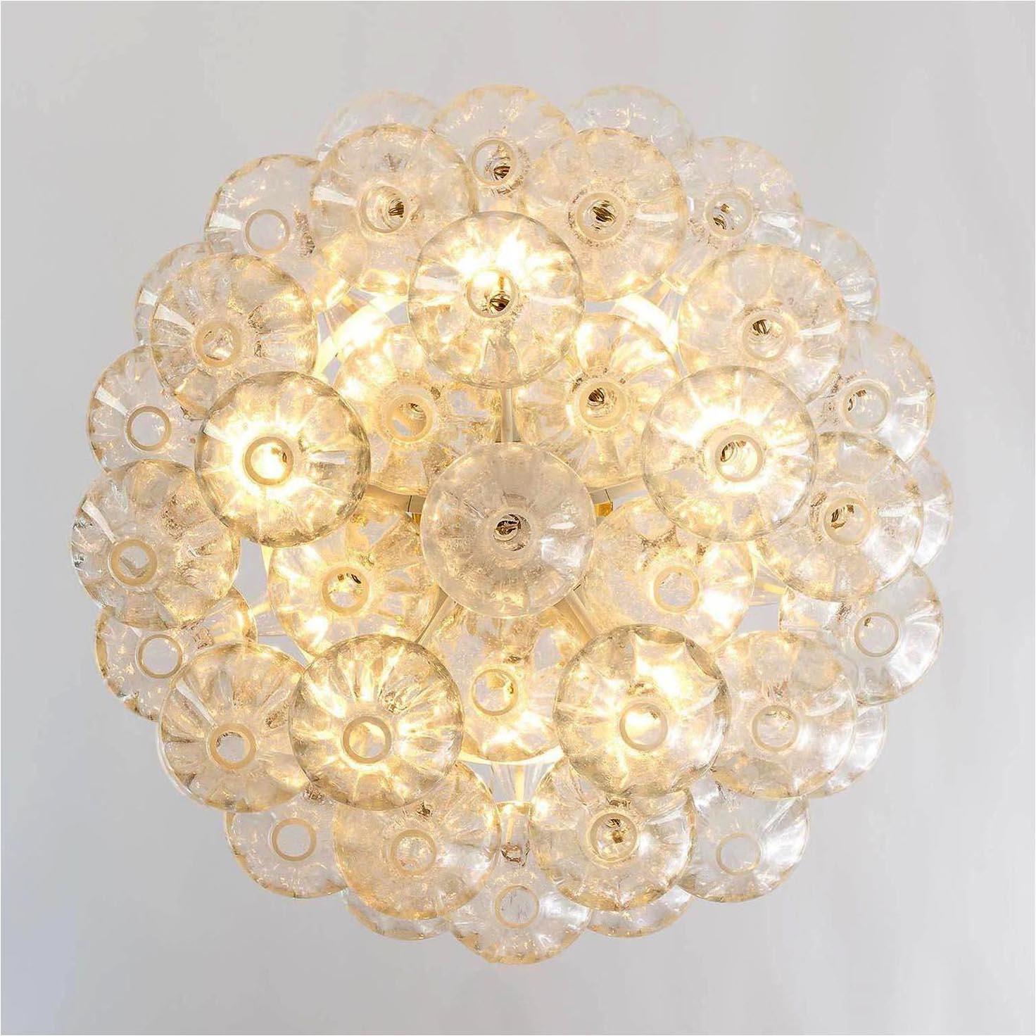 Mid-Century Modern Kronleuchter Pendelleuchte Kalmar 'Tulipan', Glas-Messing, 1970 (Ende des 20. Jahrhunderts) im Angebot