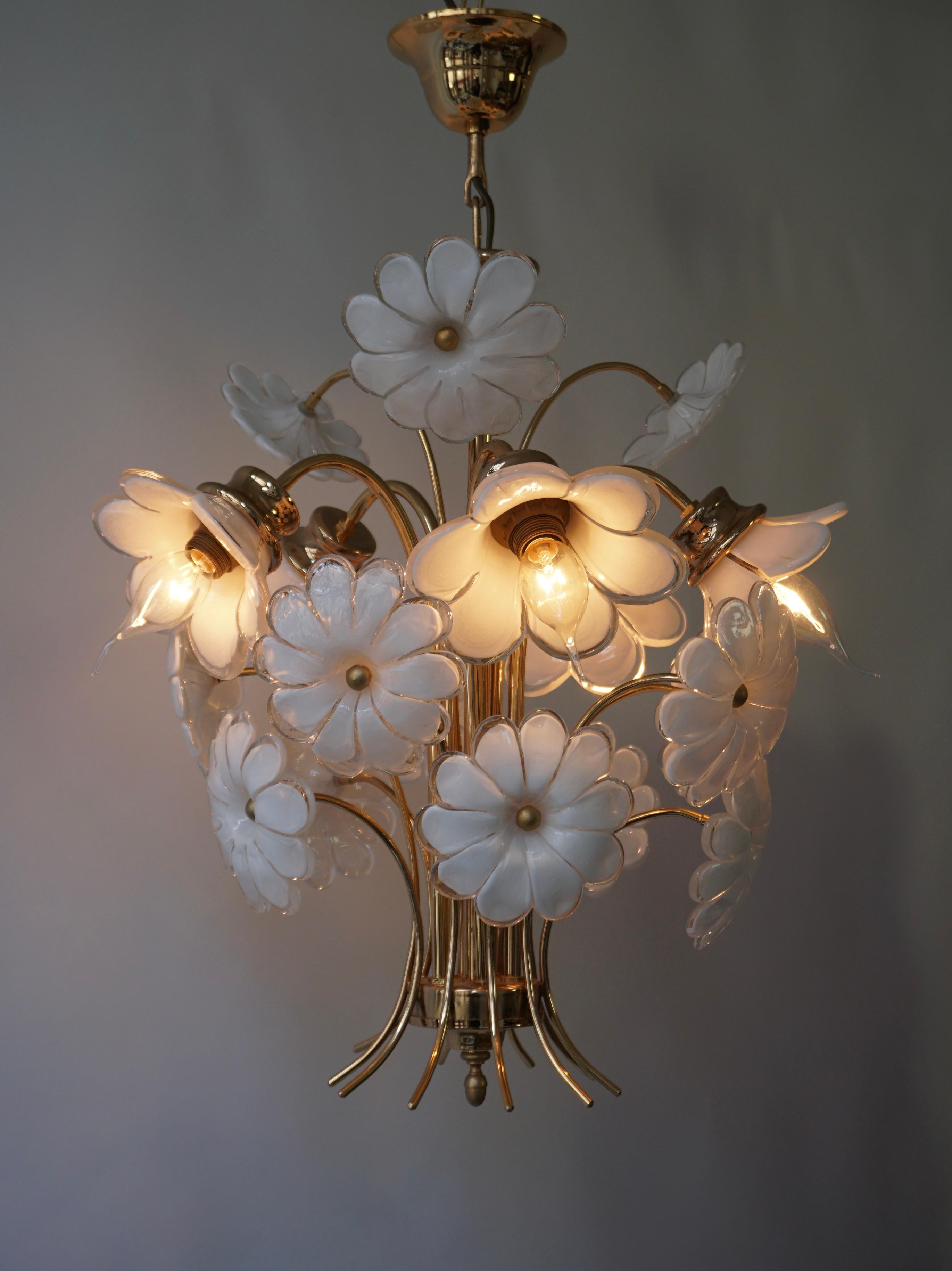 Italian Mid-Century Modern Chandelier with Murano Glass Flowers For Sale