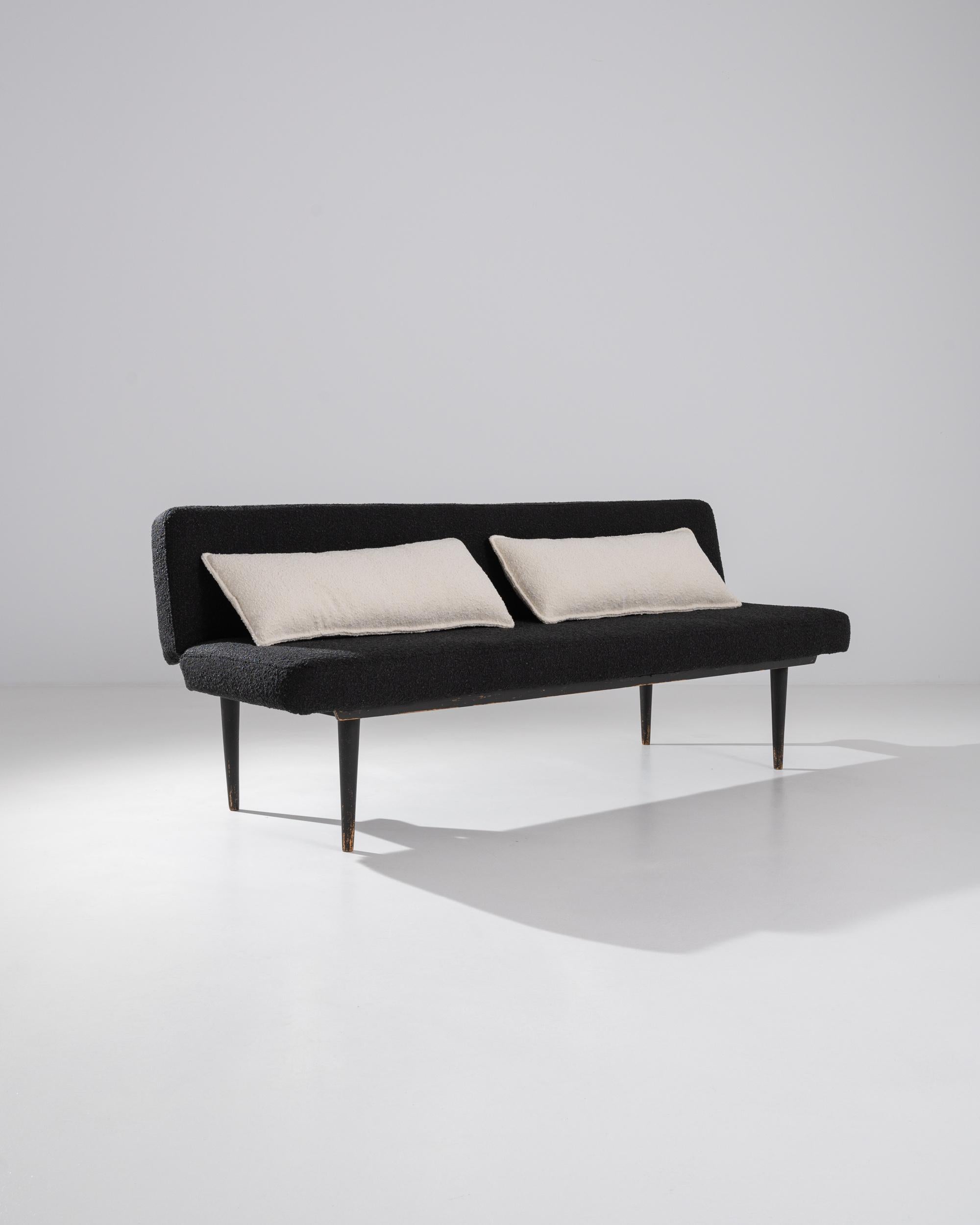 20th Century Mid-Century Modern Charcoal Boucle Folding Daybed