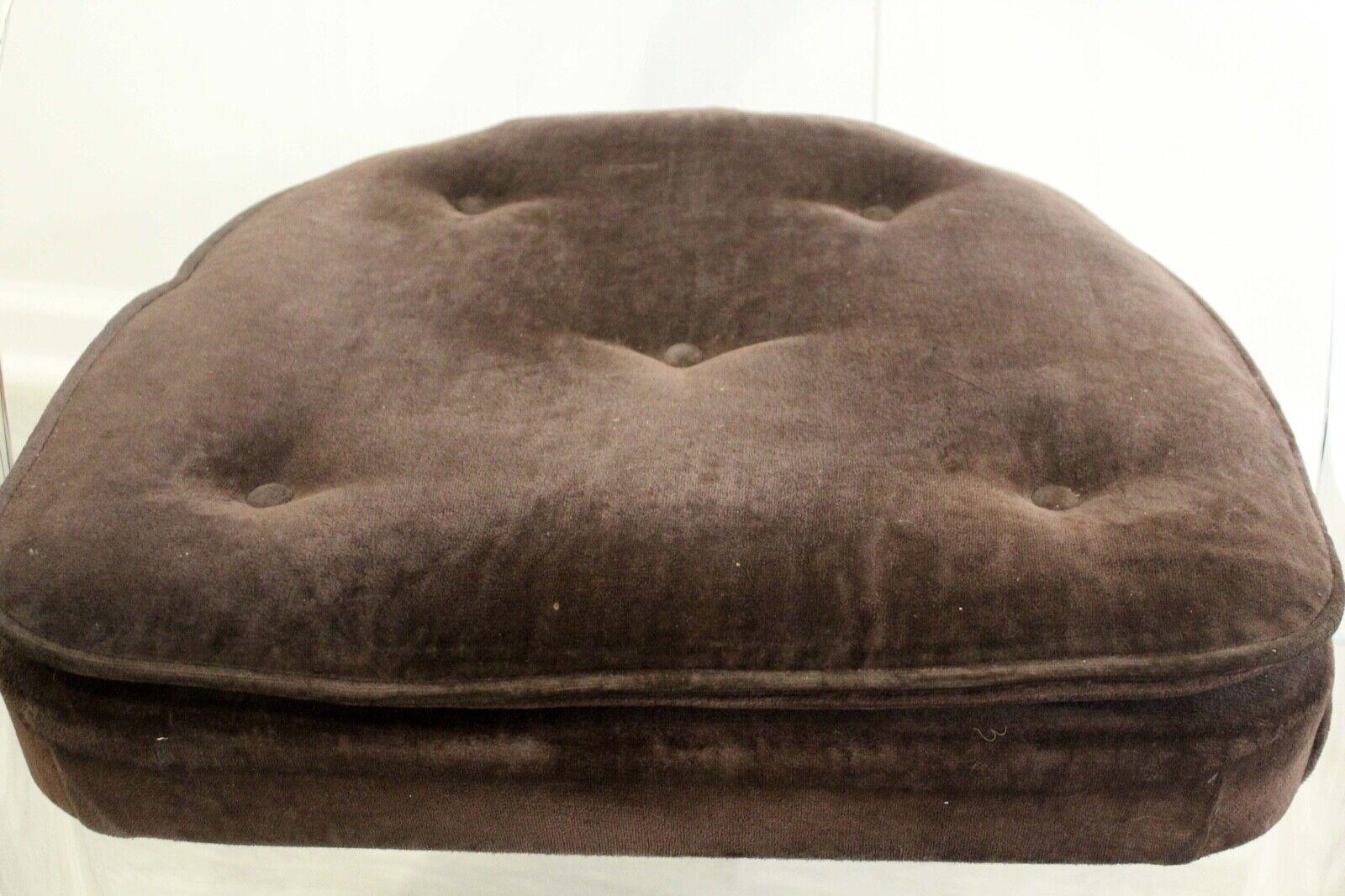 Mid-Century Modern Charles Hollis Jones Style Lucite Rolling Vanity Chair 4