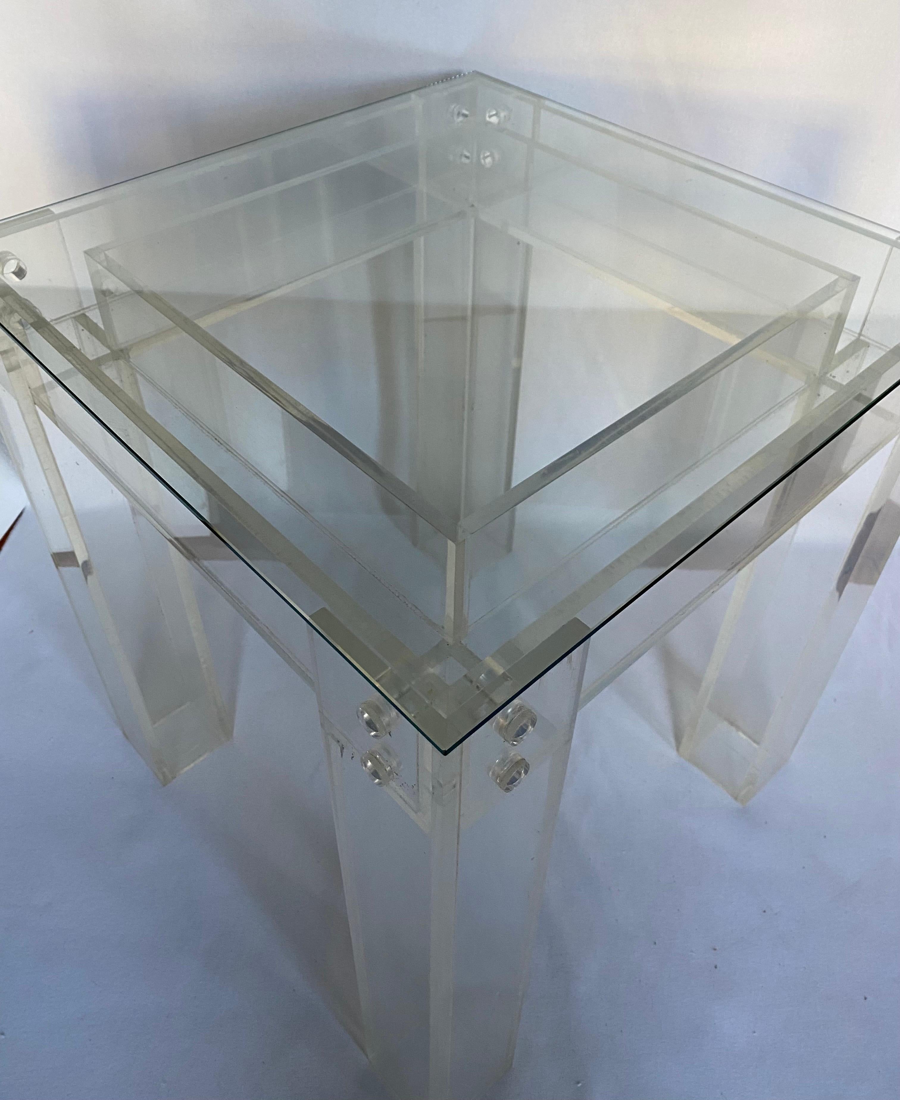 Mid-Century Modern Charles Hollis Jones Style Square Lucite End Side Table In Good Condition In Lambertville, NJ