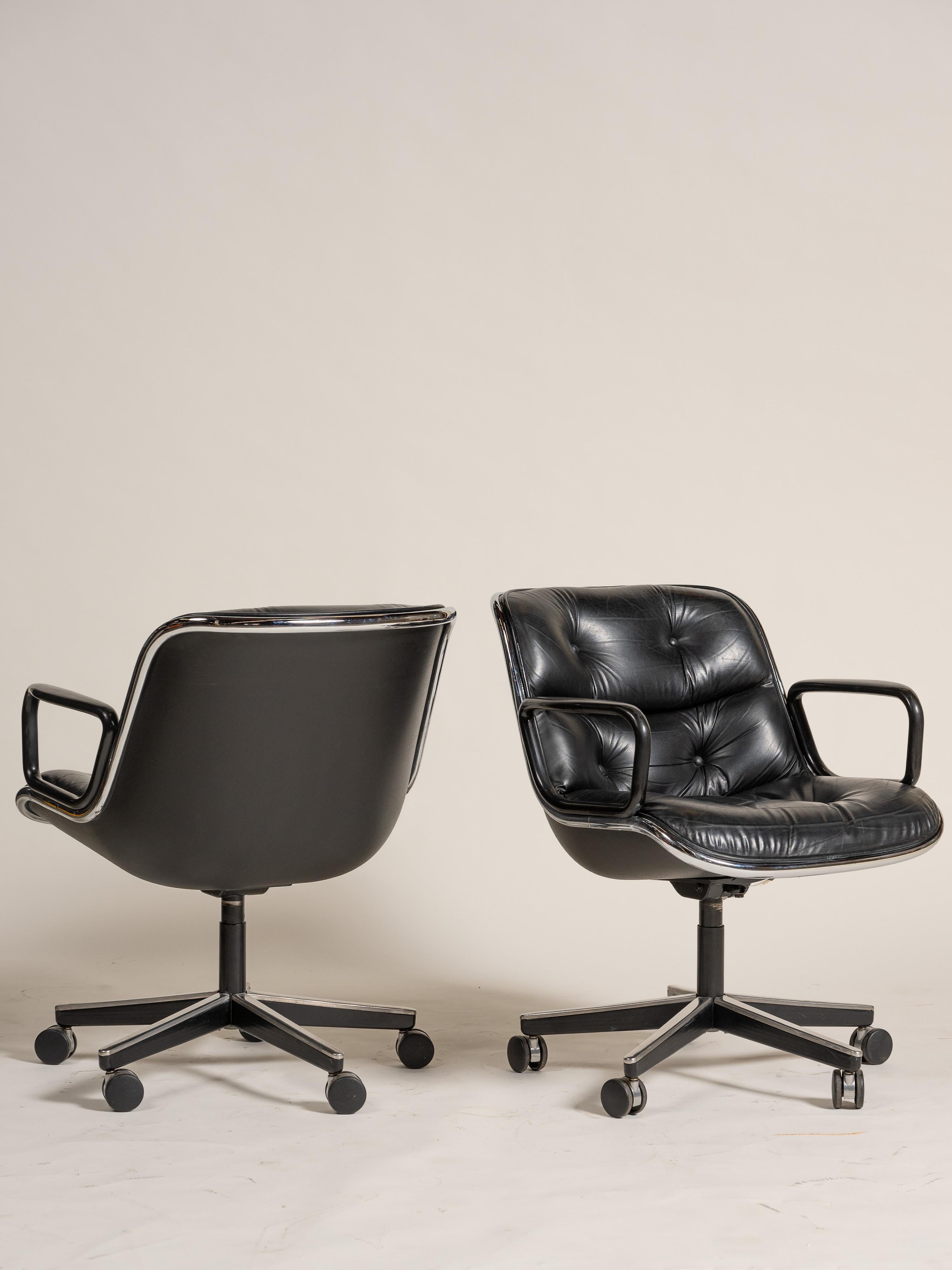 Charles Pollock/Knoll Chefsessel aus der Jahrhundertmitte, Schwarzes Leder, USA (Ende des 20. Jahrhunderts) im Angebot