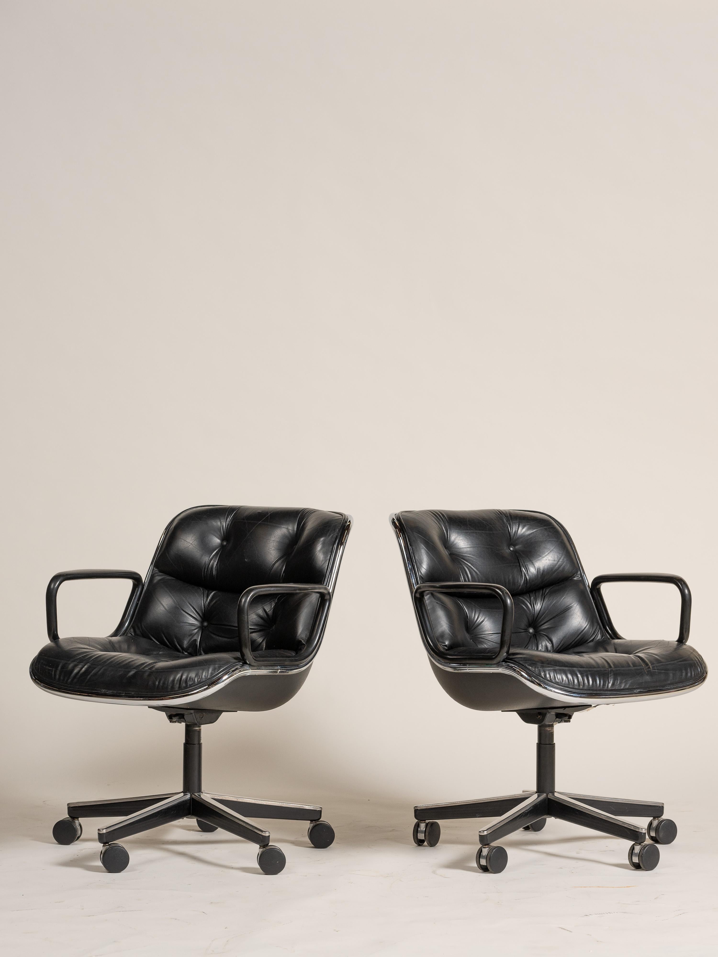 Charles Pollock/Knoll Chefsessel aus der Jahrhundertmitte, Schwarzes Leder, USA (Aluminium) im Angebot