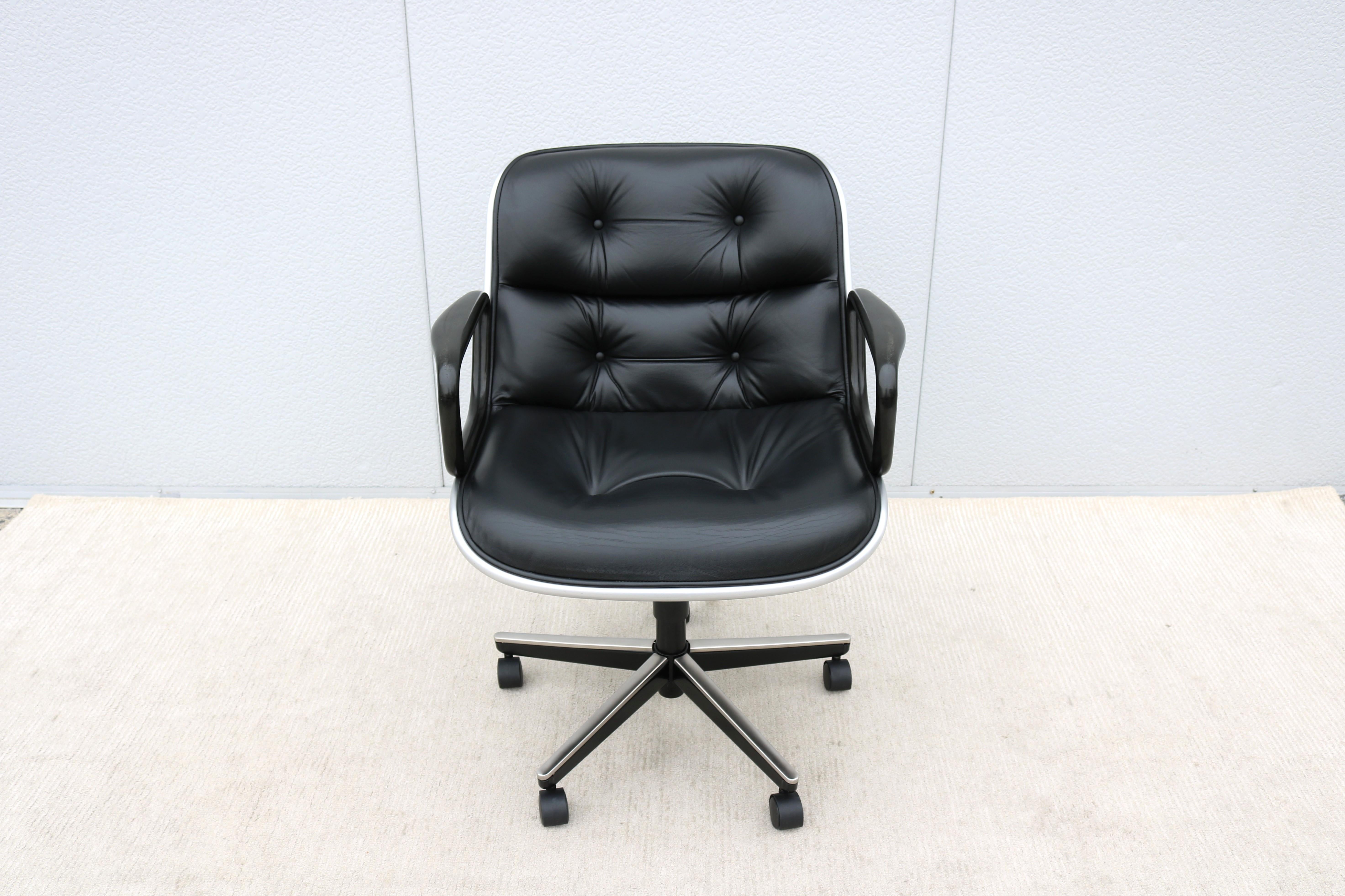 American Mid-Century Modern Charles Pollock Knoll Pollock Executive Chair Black Leather For Sale
