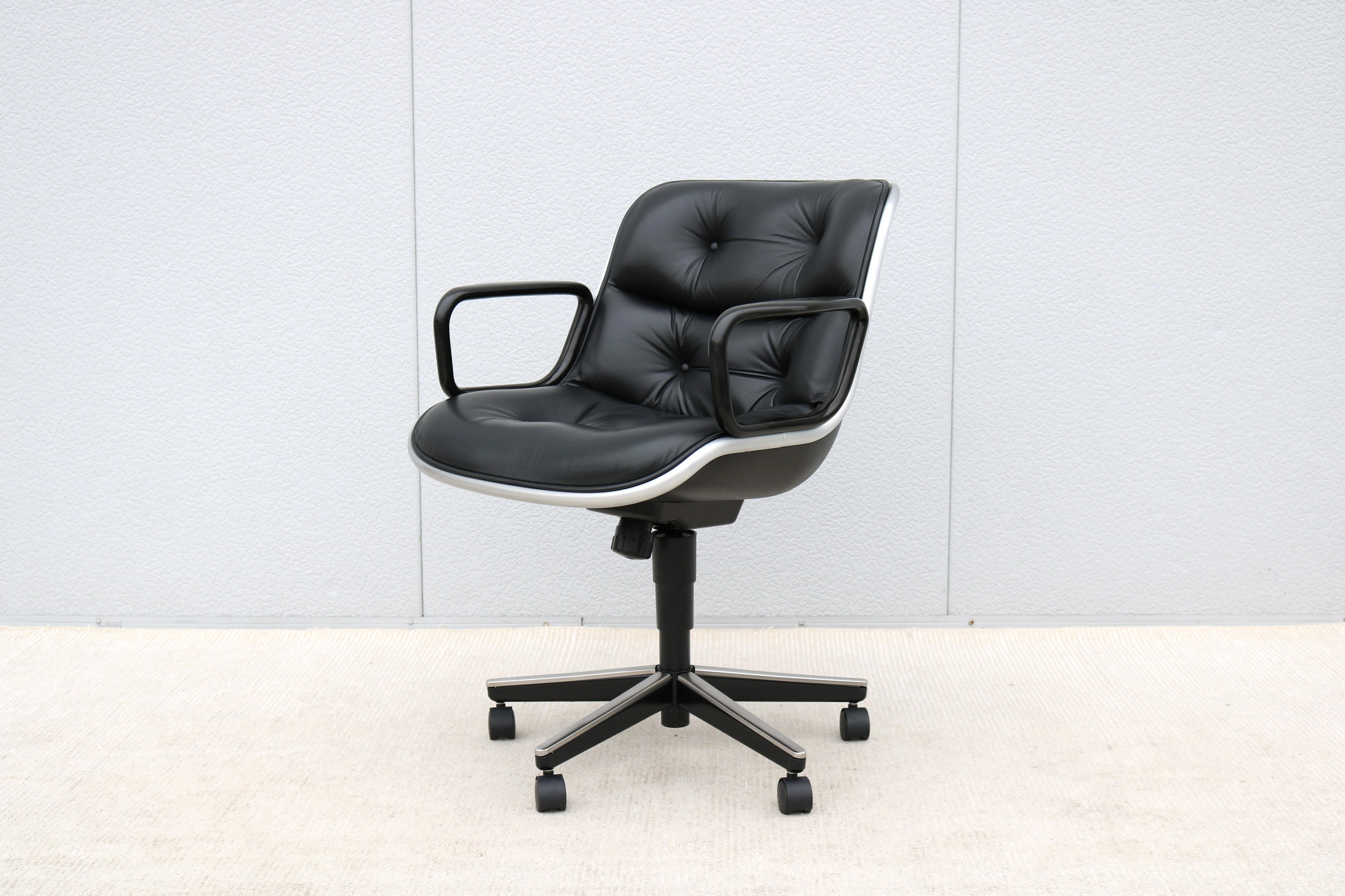 Contemporary Mid-Century Modern Charles Pollock Knoll Pollock Executive Chair Black Leather For Sale