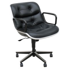 Moderna de mediados de siglo Charles Pollock Silla de dirección Knoll Pollock Piel negra