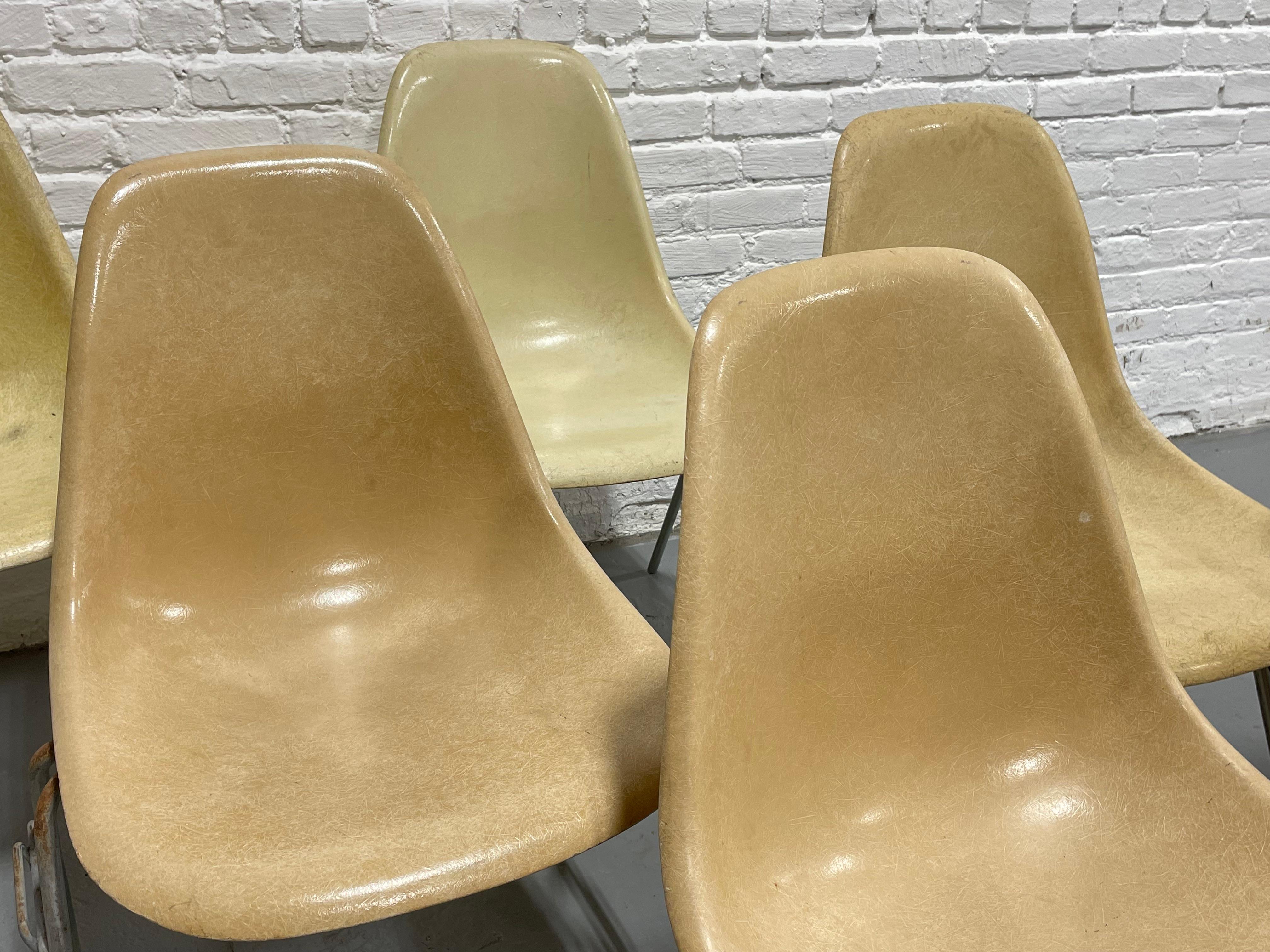 Mid Century Modern Charles & Ray Eames Herman Miller DSS Shell Chairs, Set of 6 In Good Condition For Sale In Weehawken, NJ