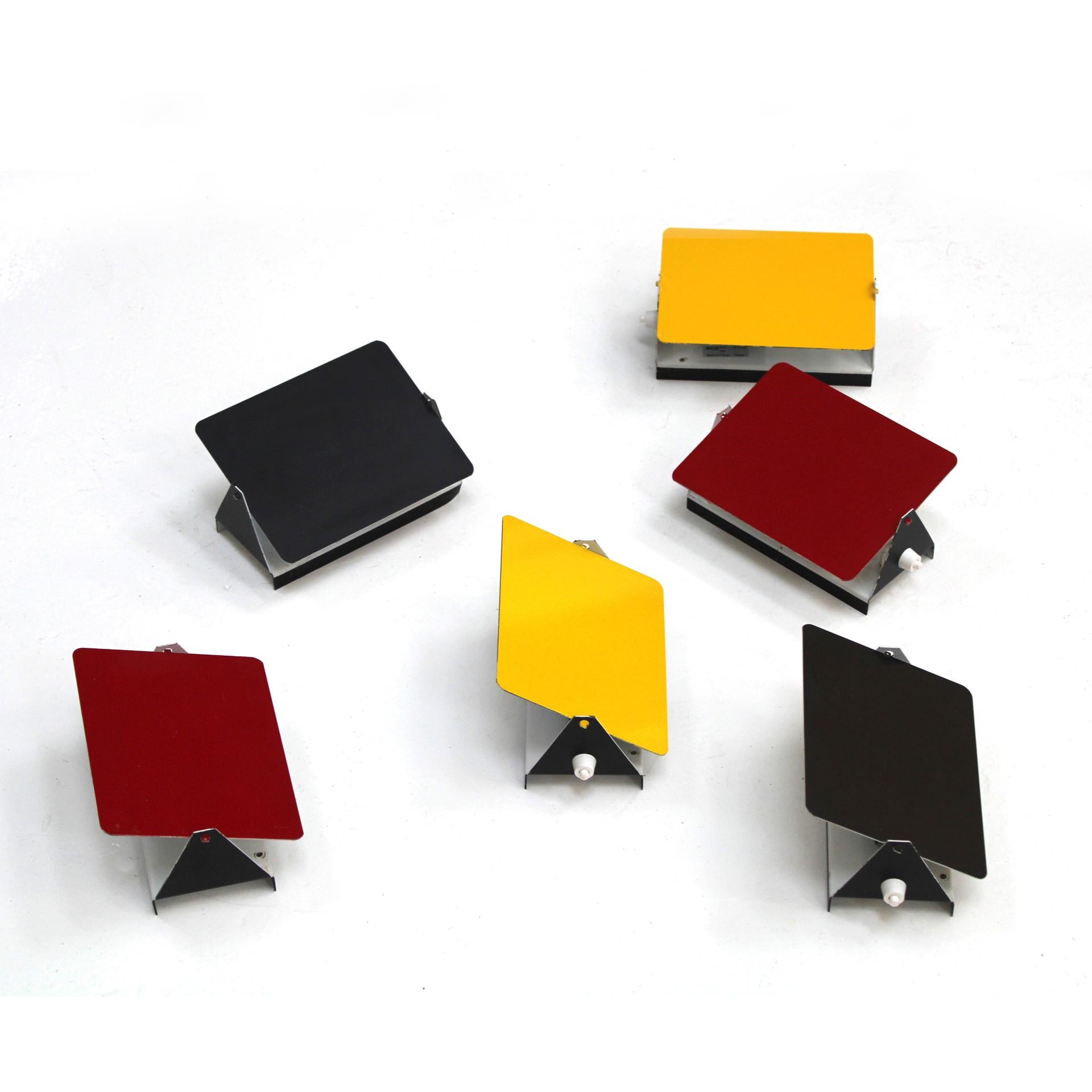 Moderna de mediados de siglo Charlotte Perriand Mod. CP1 Pareja De Apliques Franceses Negros Moderno de mediados de siglo en venta