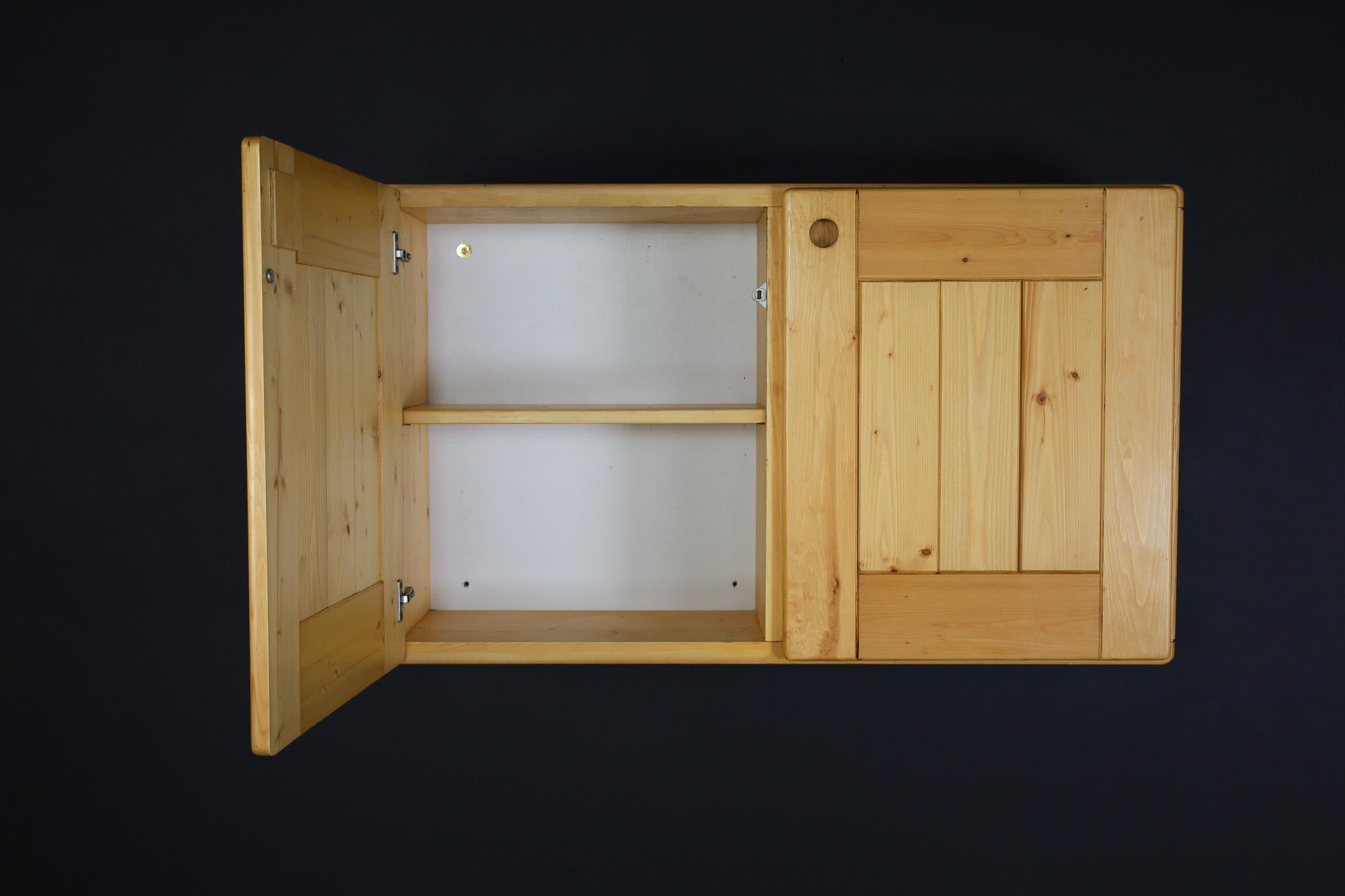 Charlotte Perriand Kiefernholz-Hängelampe für Les Arcs, Frankreich, Moderne der Mitte des Jahrhunderts im Angebot 2