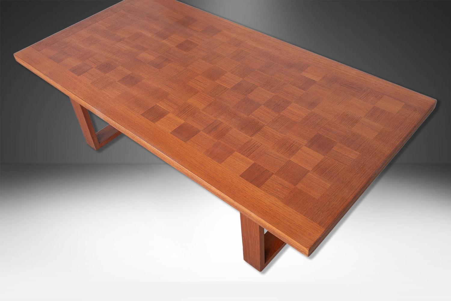 Danois Table basse moderne du milieu du siècle dernier, Arne Vodder pour France & Son en vente
