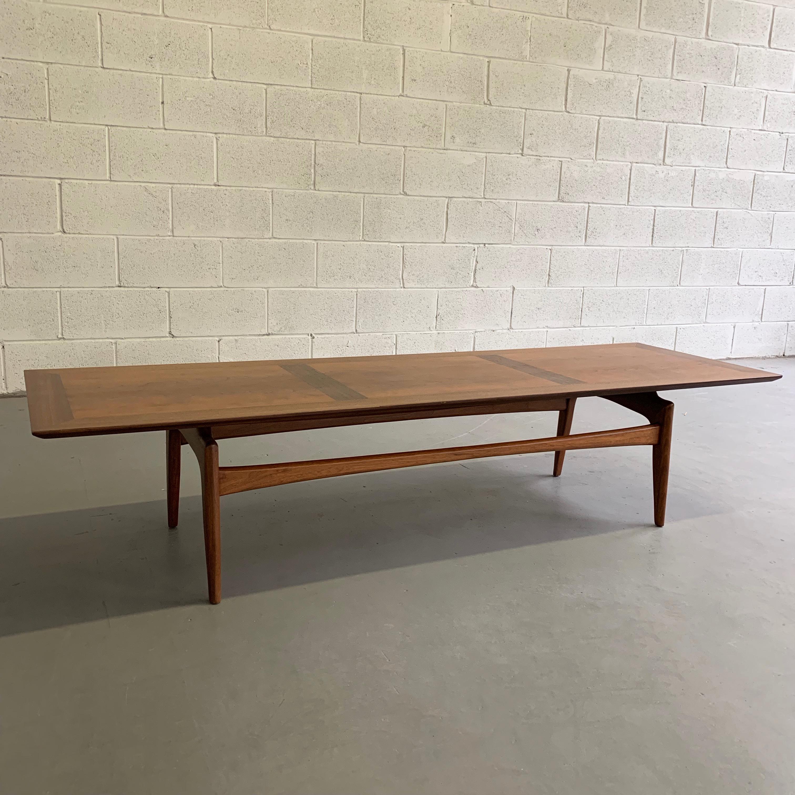 Mid-Century Modern Cherry and Walnut Floating Coffee Table by John Stuart In Good Condition In Brooklyn, NY