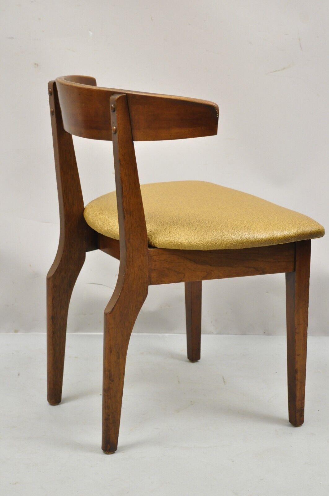 curved back dining chair