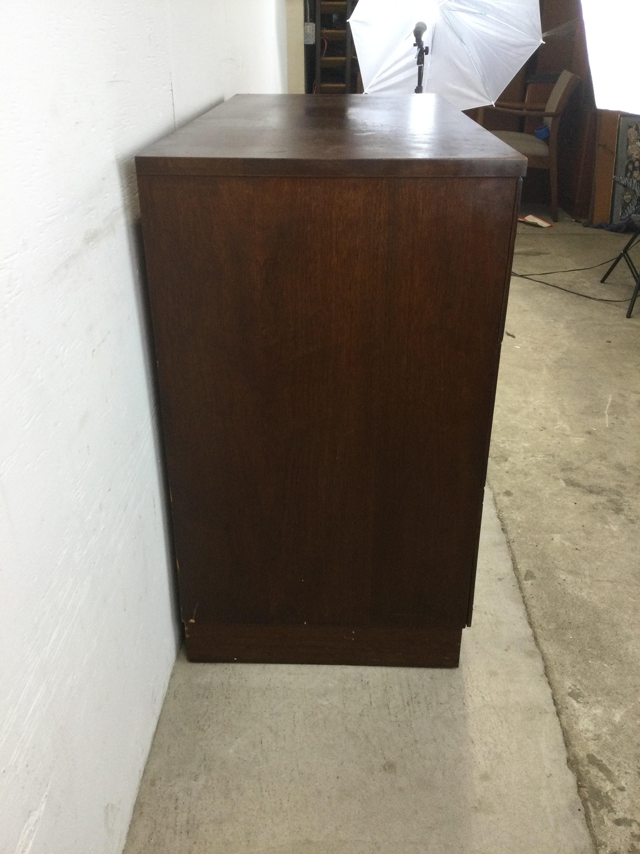 Mid Century Modern Chest of 3 Drawers with Brass Hardware For Sale 9