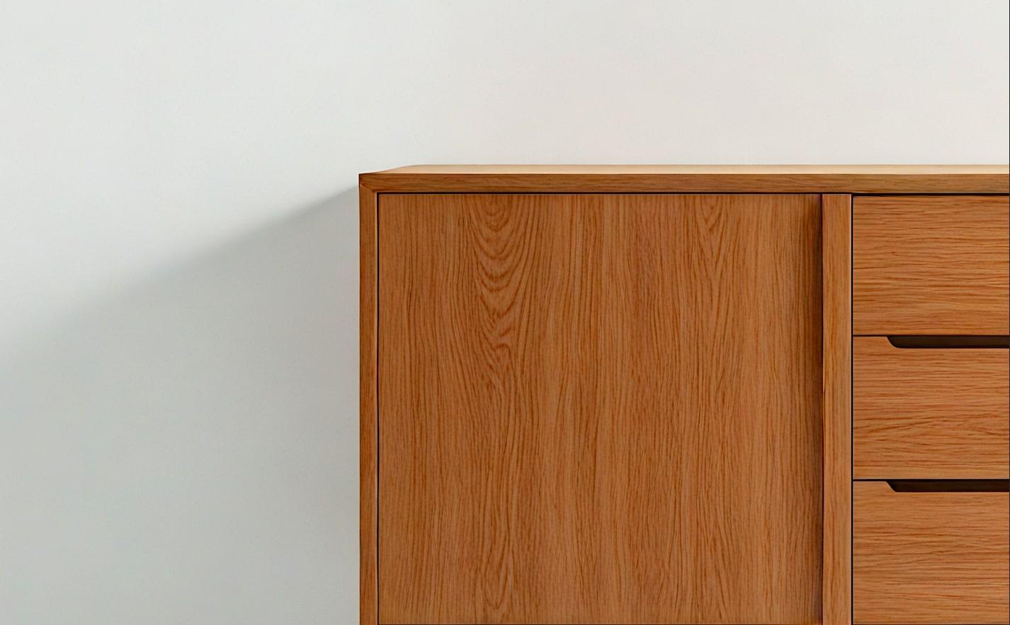 Mid-Century moderno Cassettiera/comò moderno di metà secolo di Artisanal in vendita