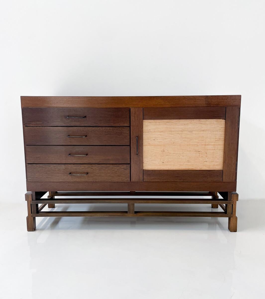 Mid-Century Modern Chest of Drawers by Leonard Fiori for Isa Bergamo, Italy  For Sale 2