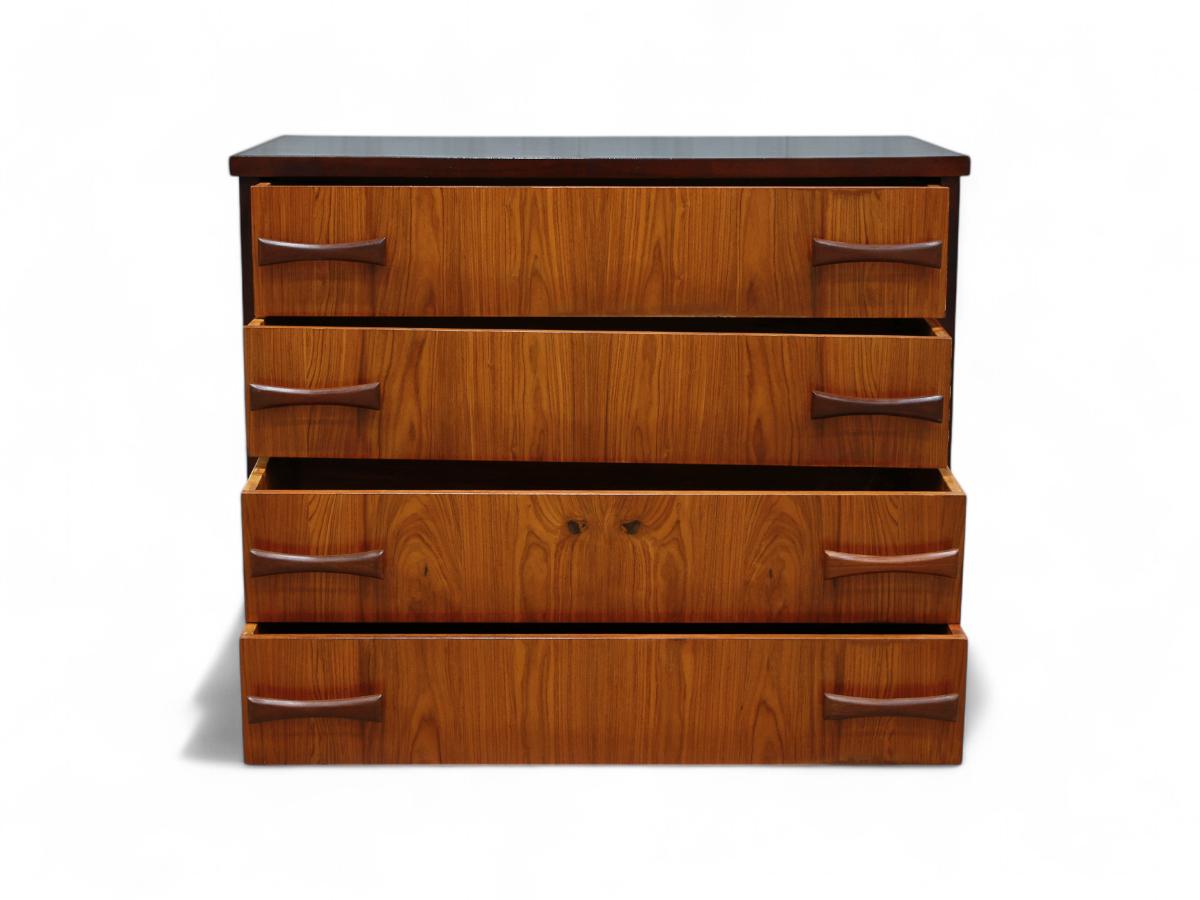 Sculpté à la main Commode moderne du milieu du siècle en bois de Caviuna, Unknown, c. 1950 en vente