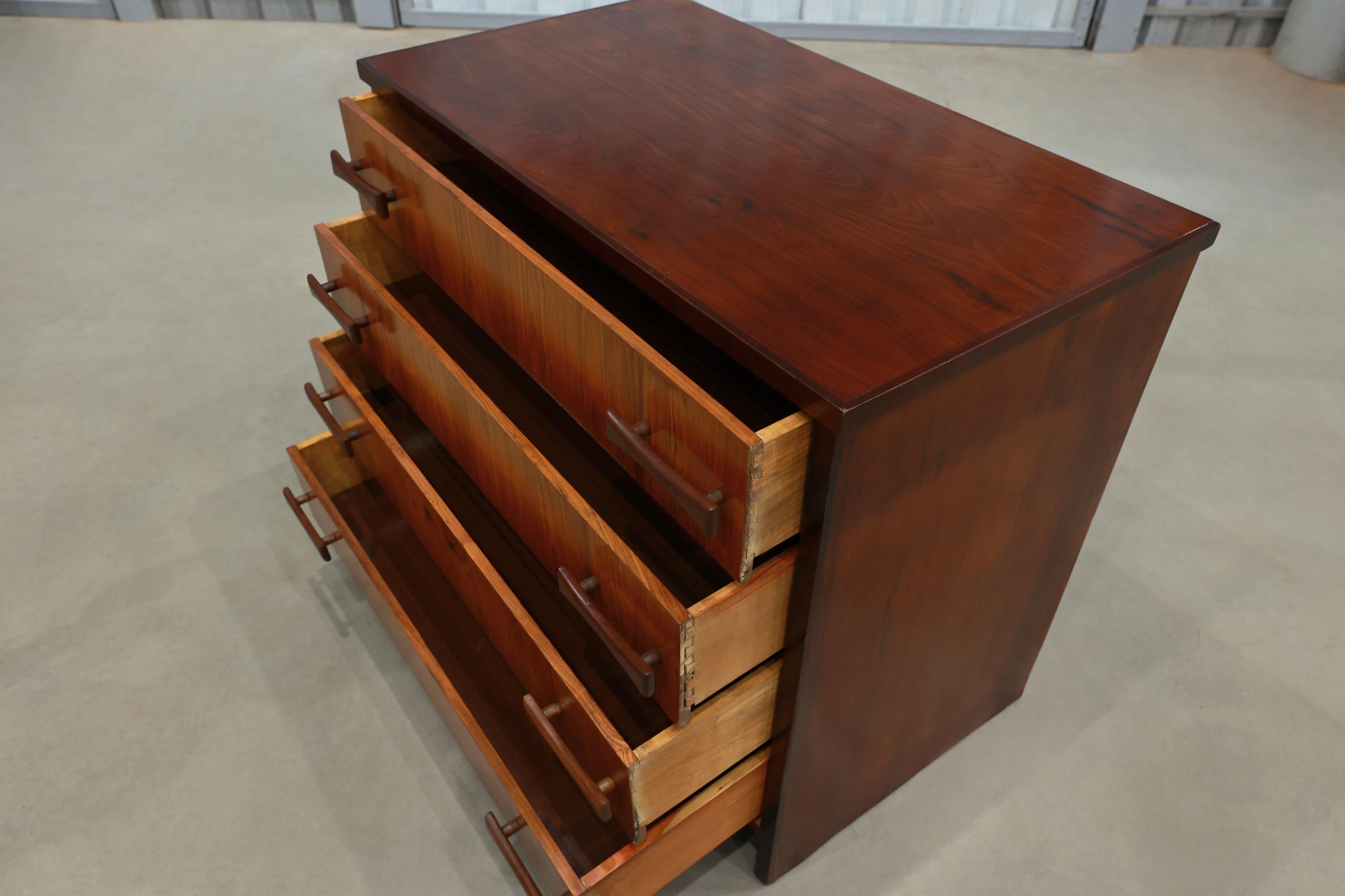 Hardwood Mid-Century Modern Chest of Drawers in Caviuna wood, Unknown, c. 1950 For Sale
