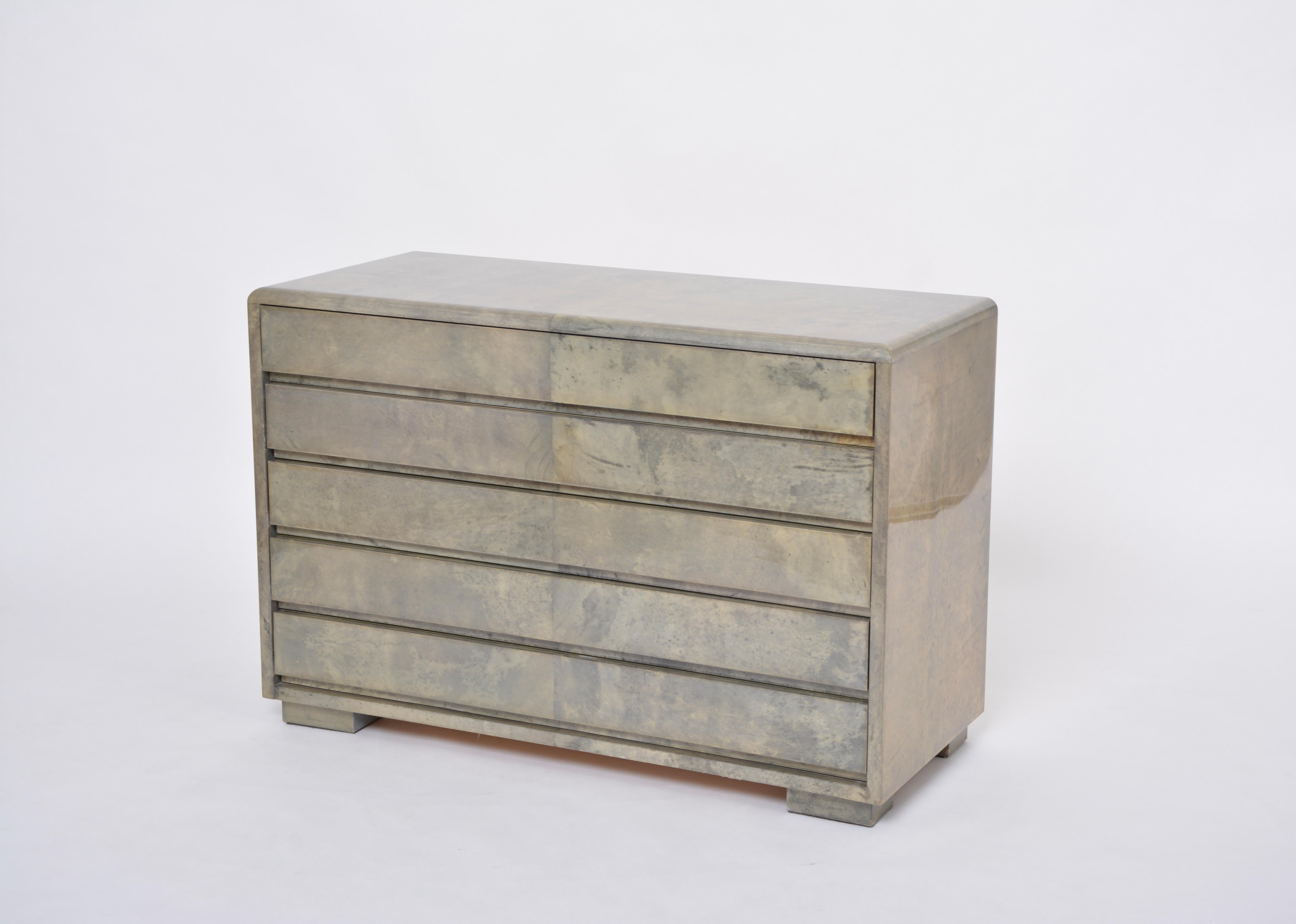 Mid-Century Modern Chest of drawers made of laquered Goat Skin by Aldo Tura 11