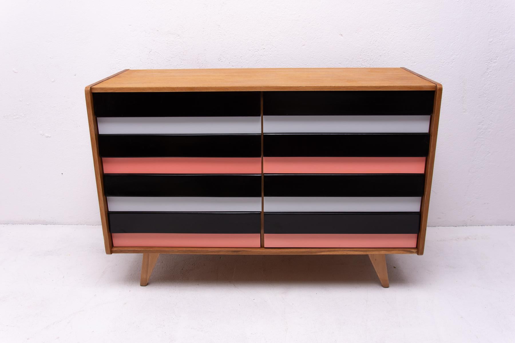 Modernist chest of drawers, model no. U-453, designed by Jirí Jiroutek for Interiér Praha. It was made in the former Czechoslovakia in the 1960s. This model is associated with the world-famous EXPO 58 in Brussels. It features beechwood, plywood,