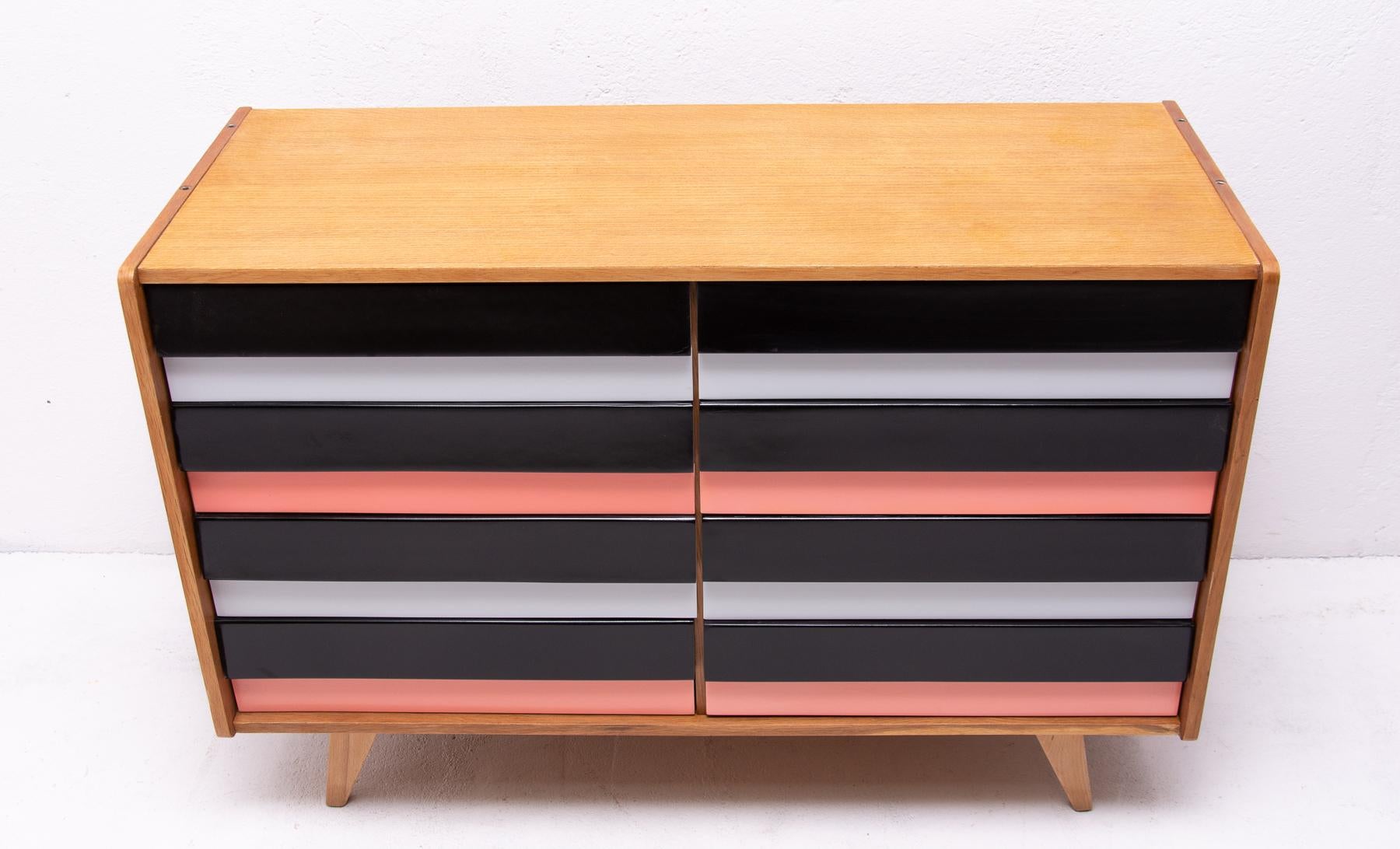 Scandinavian Modern Mid-Century Modern Chest of Drawers No. U-453, by Jiří Jiroutek, Czechoslovakia