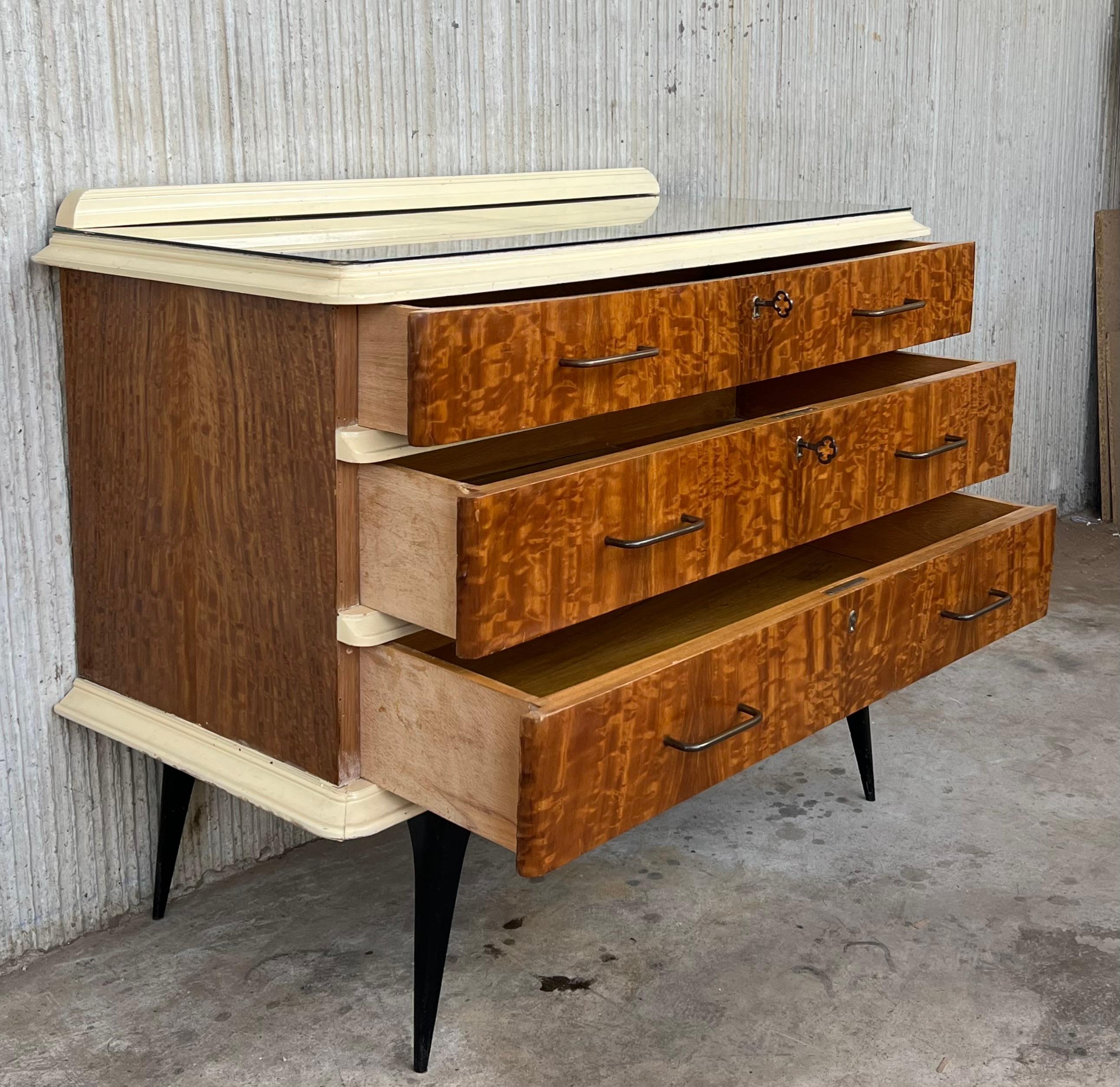Italian Mid Century Modern Chest of Drawers or Commode in Wood/Cream with Black Legs For Sale