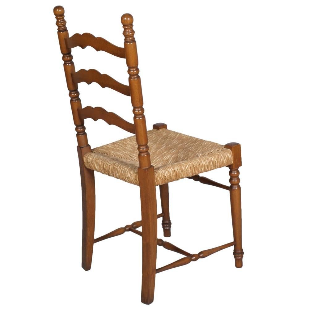 Mid-Century Modern Renaissance Florentine Chiavari Four Chairs Straw Seat in Walnut For Sale