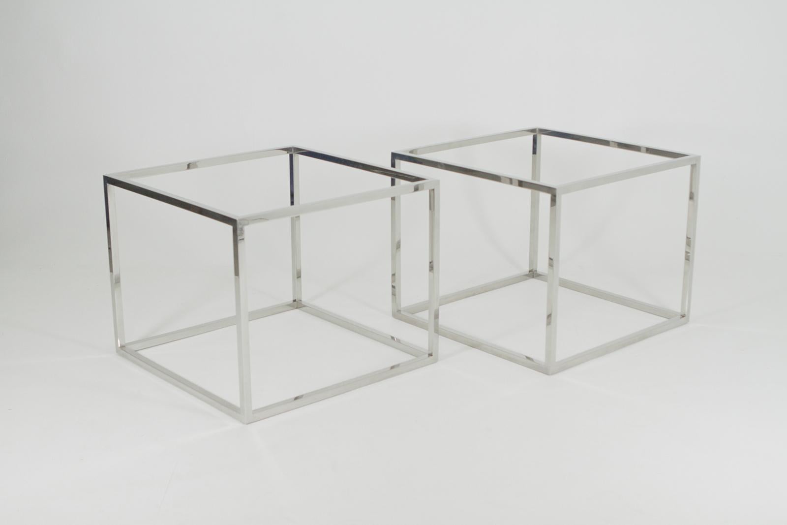 Mid-Century Modern Pair of Milo Baughman Style Chrome Glass Square End Tables 2