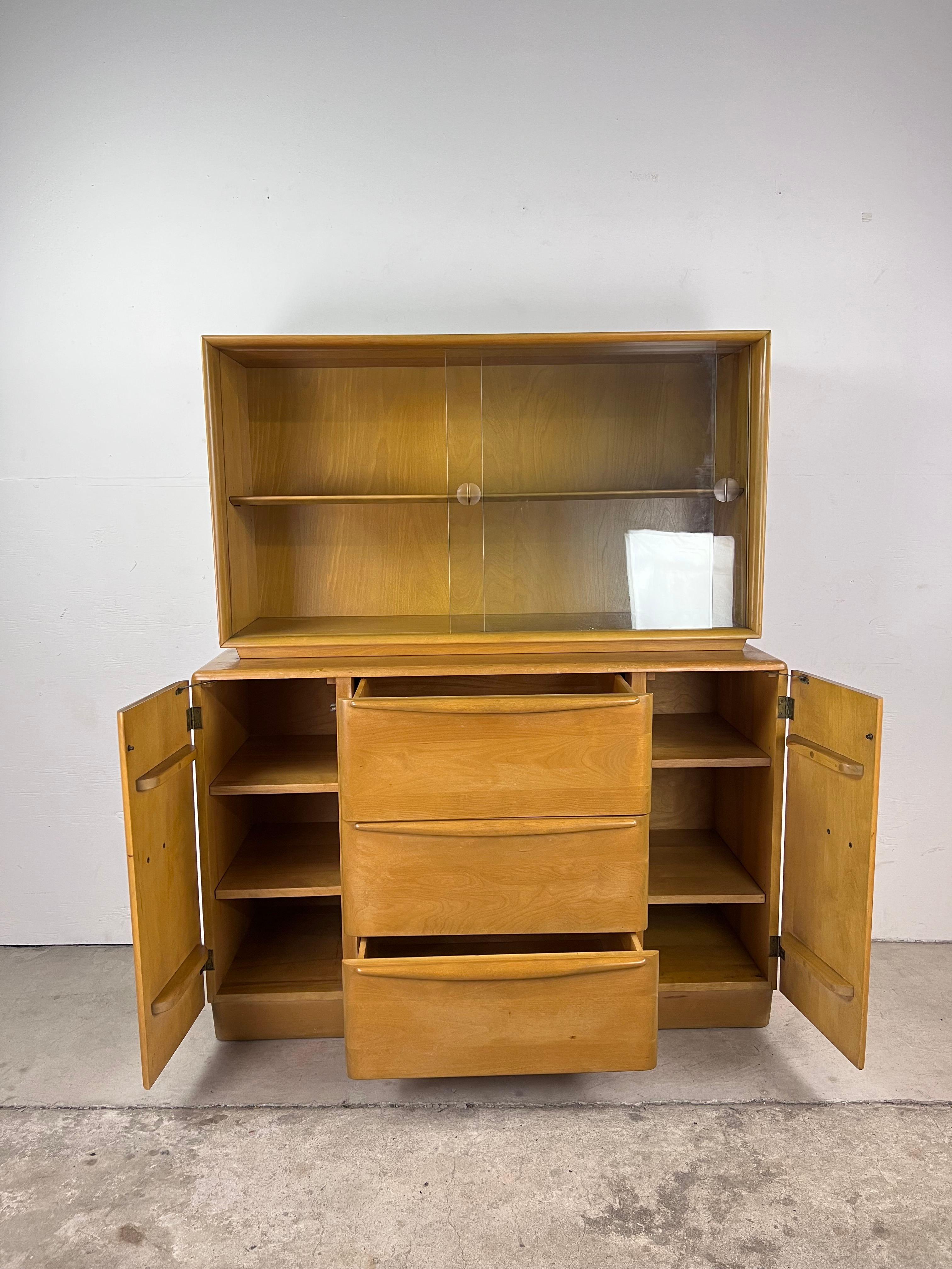 Mid Century Modern China Cabinet by Heywood Wakefield 1