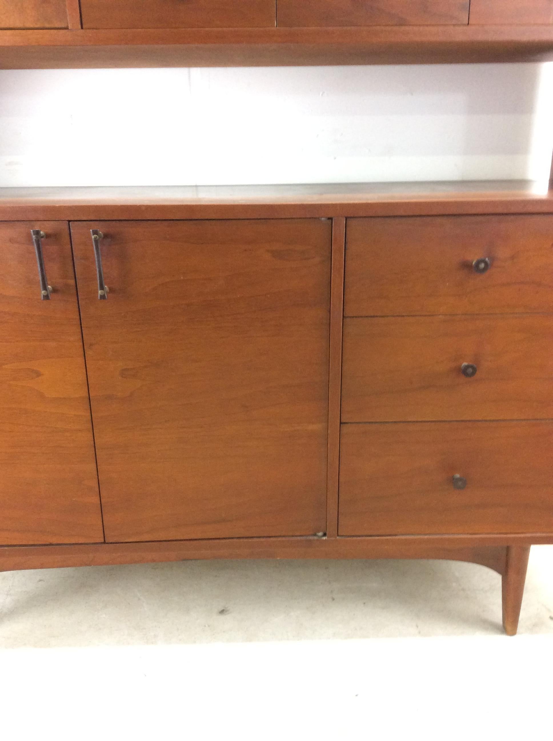 Mid Century Modern China Cabinet with Sliding Glass Doors For Sale 1