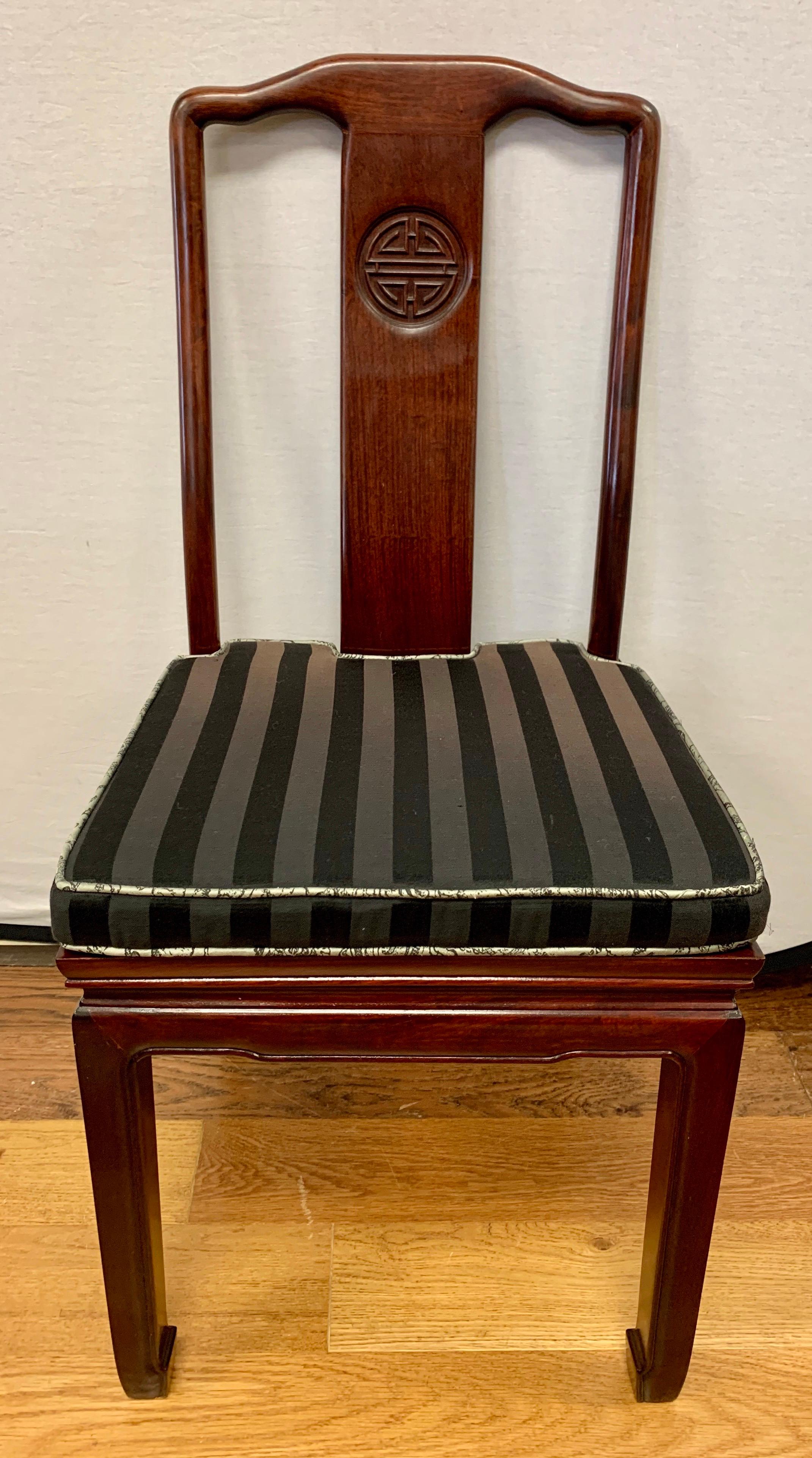 Asian Chinoiserie Rosewood Dining Set Table and Eight Chairs In Good Condition In West Hartford, CT