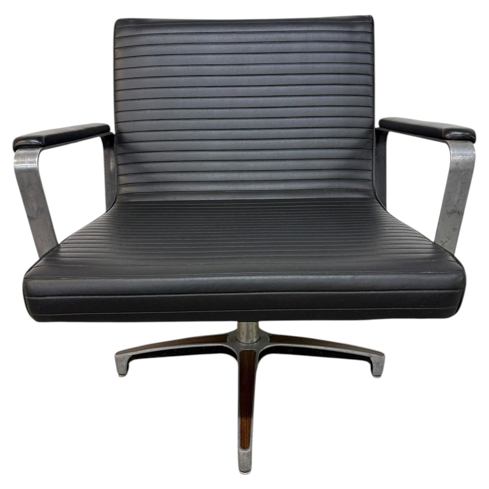 Mid-Century Modern Chromcraft Black Leather Swivel Chair