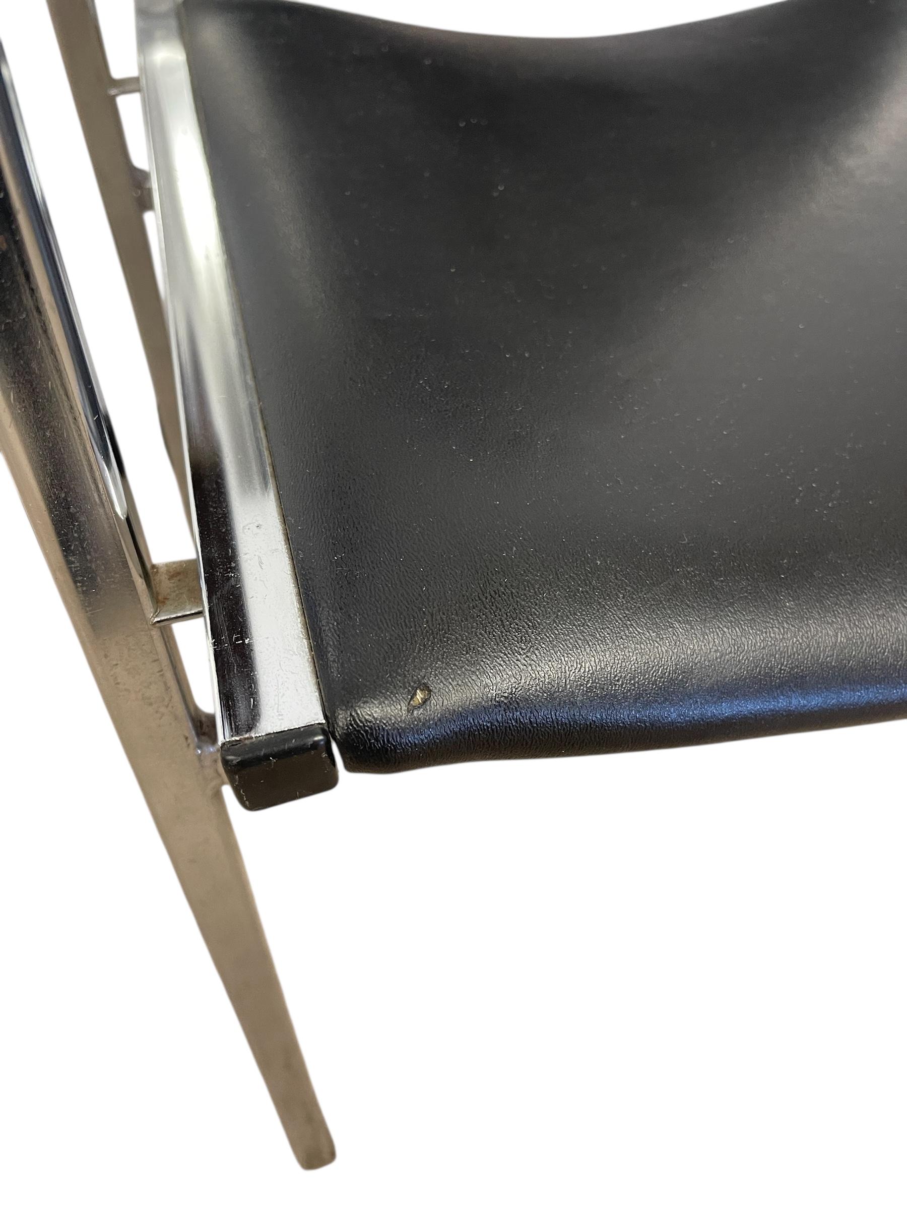 Mid-Century Modern Chrome and Faux Leather Armchair with Wood Armrests, 1970s For Sale 4