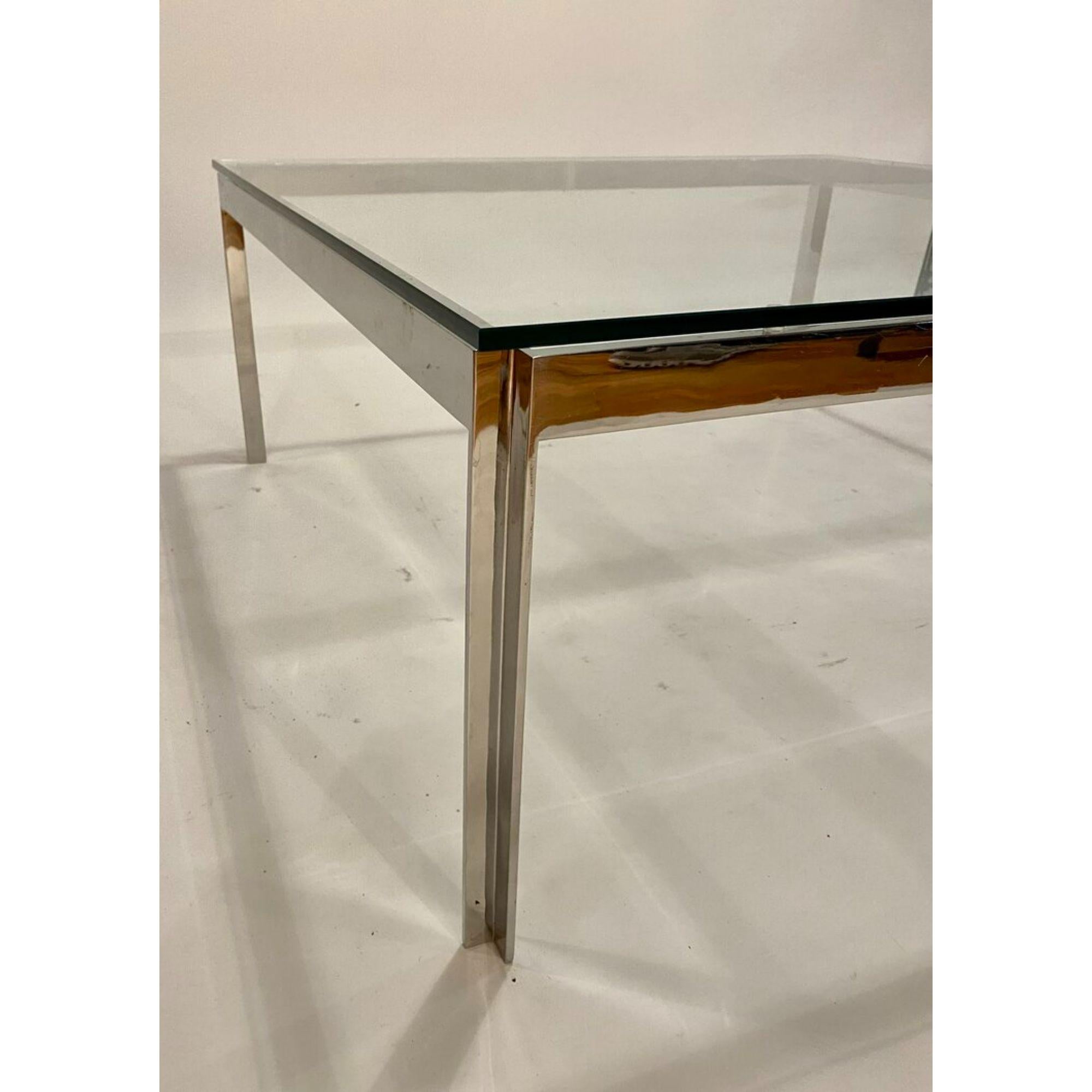 Mid-Century Modern Chrome and Glass Cocktail Table In Good Condition For Sale In Chicago, IL