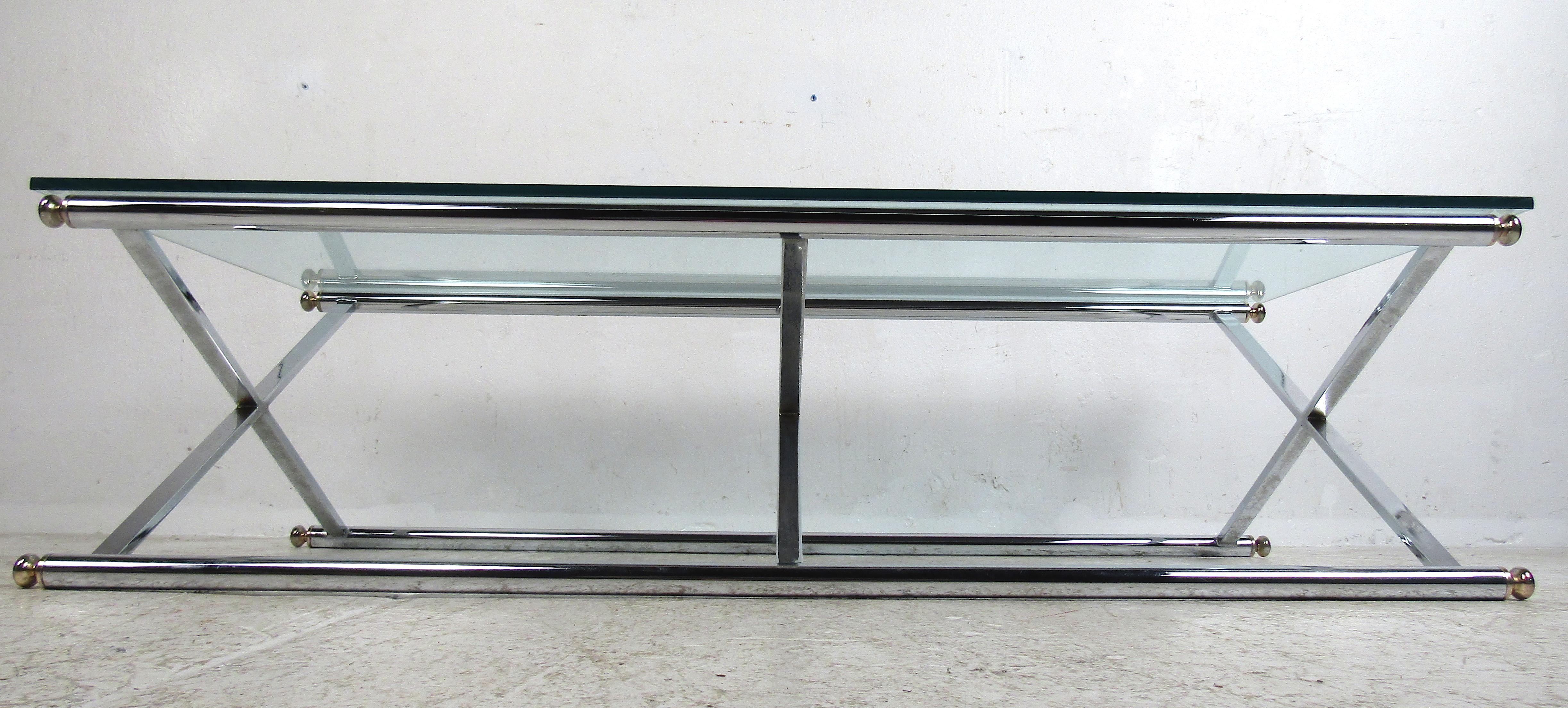 Late 20th Century Mid-Century Modern Chrome and Glass Coffee Table For Sale