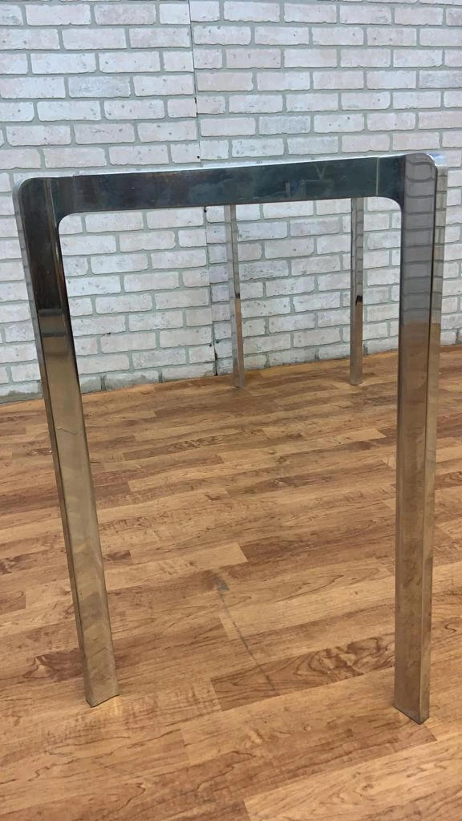 Mid Century Modern Chrome and Glass Console Sofa Table In Good Condition For Sale In Chicago, IL