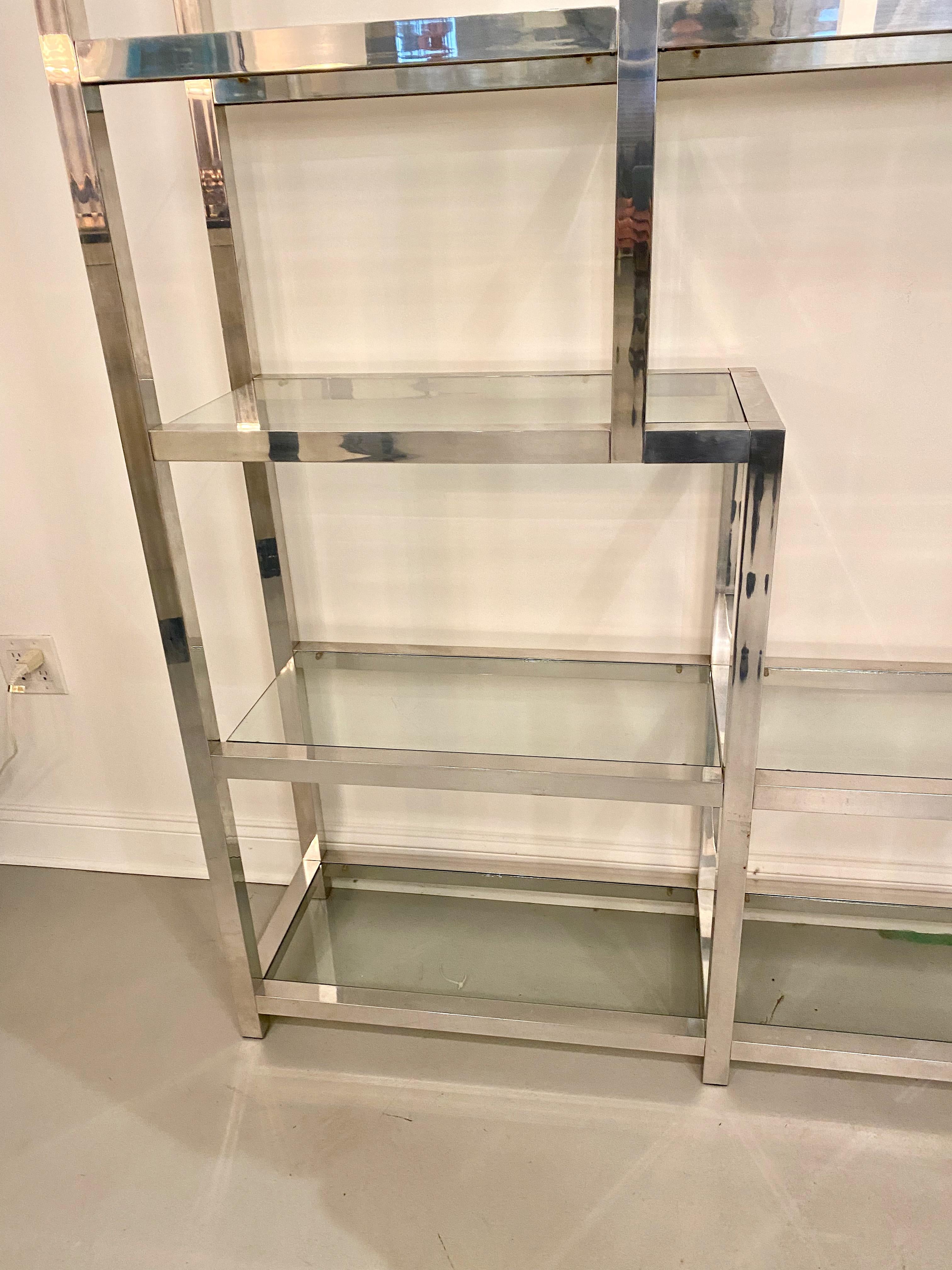 Mid Century Modern Chrome  and Glass Etagere Display Case In Good Condition In North Bergen, NJ