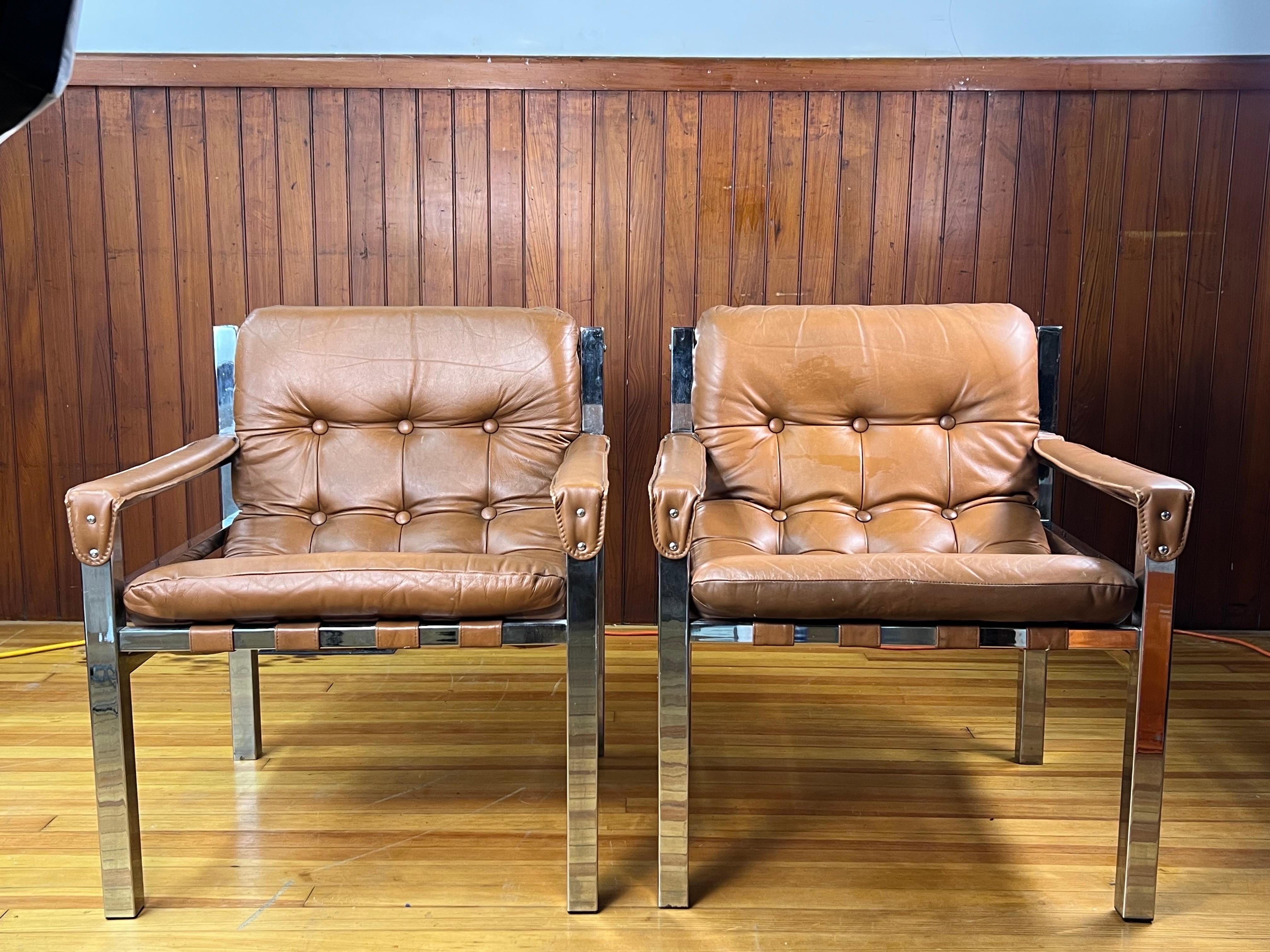 Pareja de sillones Safari de cuero y cromo modernos de mediados de siglo en venta 1