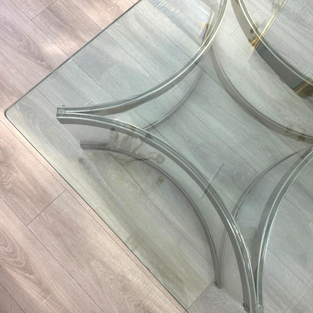 Mid-Century Modern Chrome and Lucite Coffee Table by Alessandro Albrizzi, 1970 For Sale 1