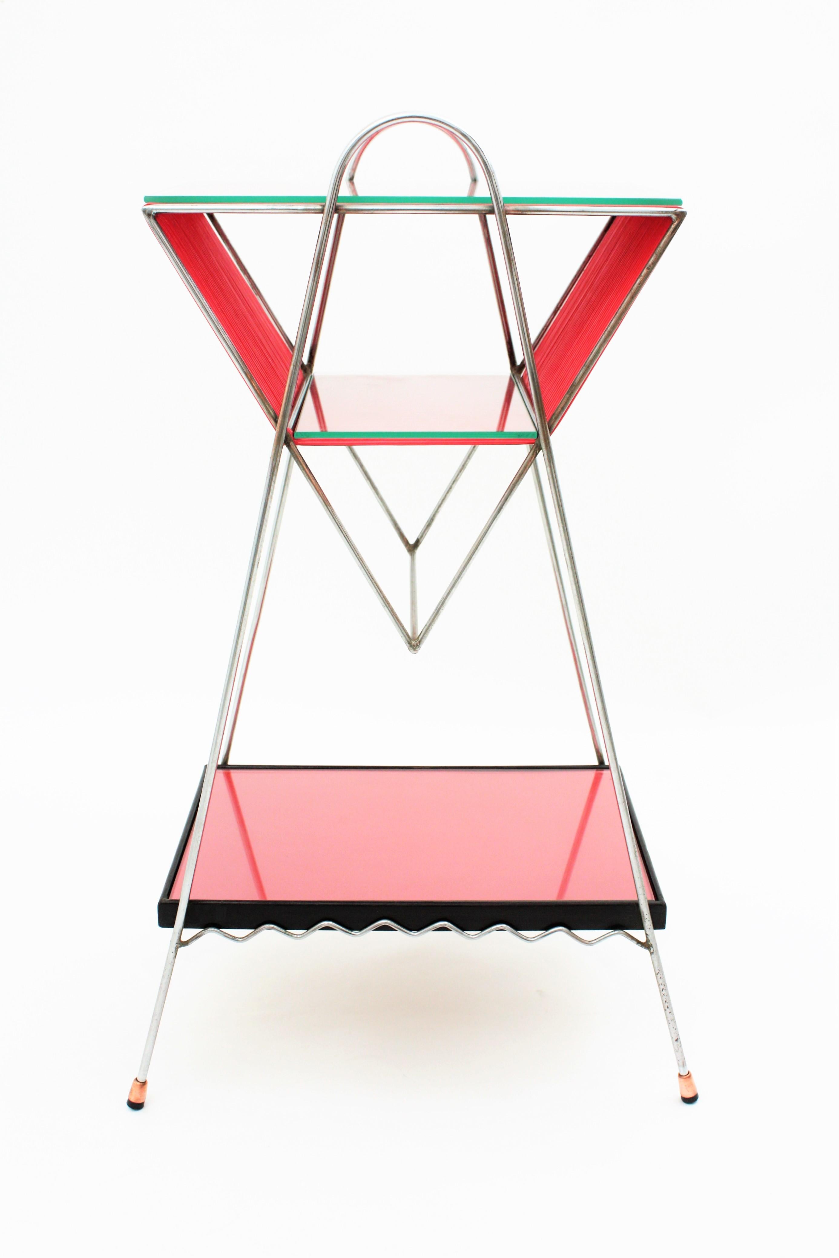 Mid-Century Modern Chrome and Red Scoubidou Side Table, France, 1950s In Excellent Condition In Barcelona, ES