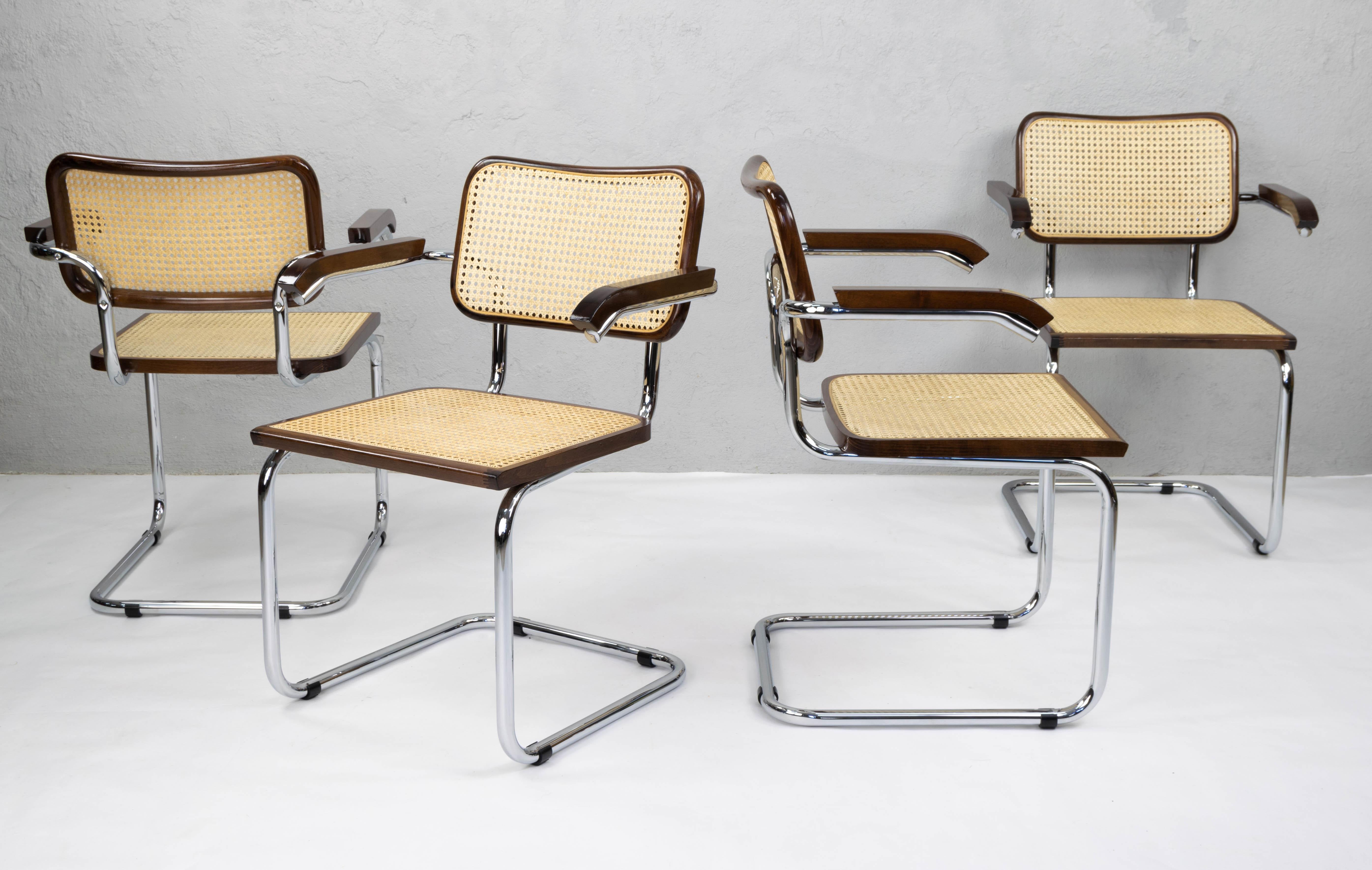 20th Century Mid-Century Modern Chrome and Walnut Cesca Chairs by Marcel Breuer, Italy, 1970s
