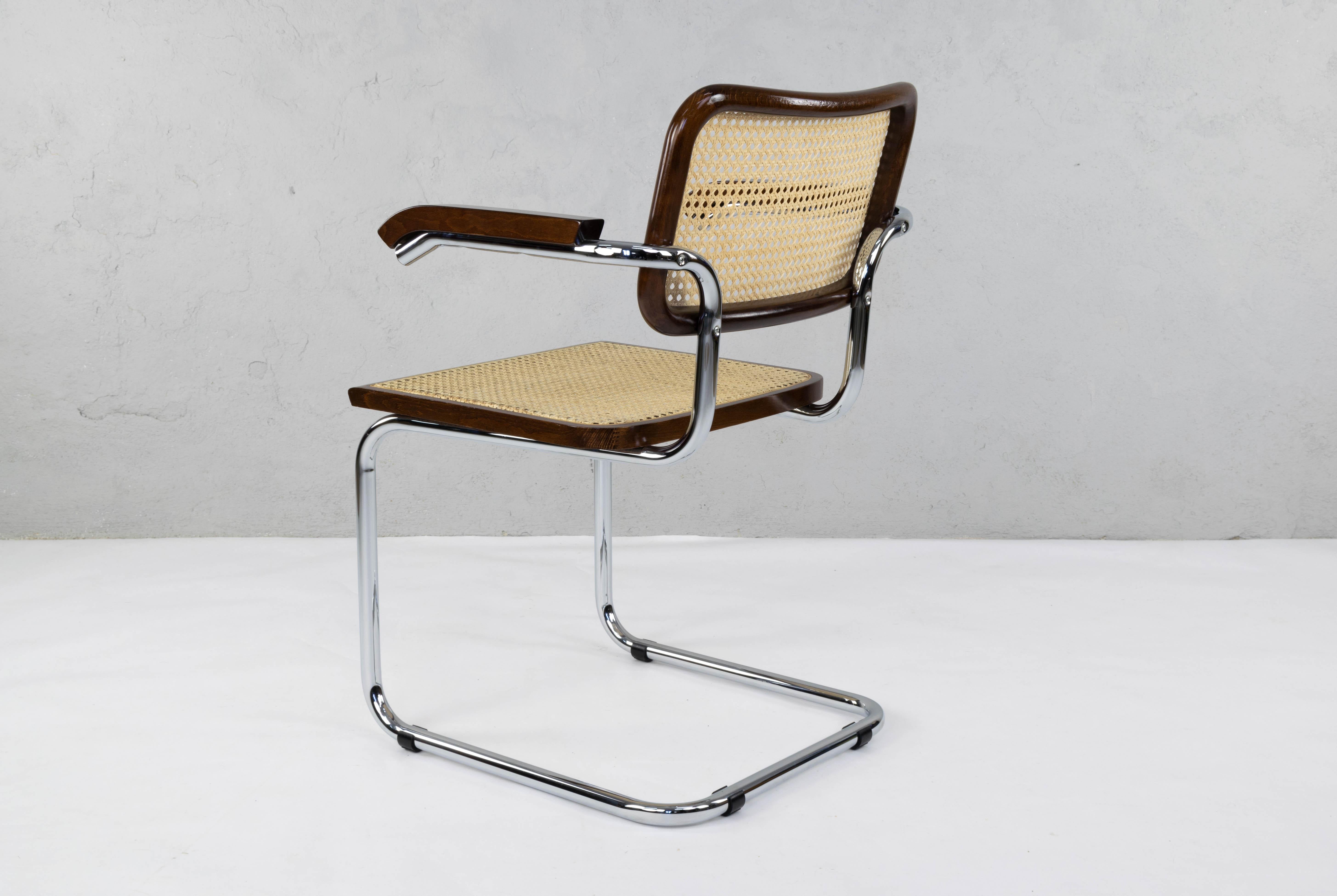 Mid-Century Modern Chrome and Walnut Cesca Chairs by Marcel Breuer, Italy, 1970s 3