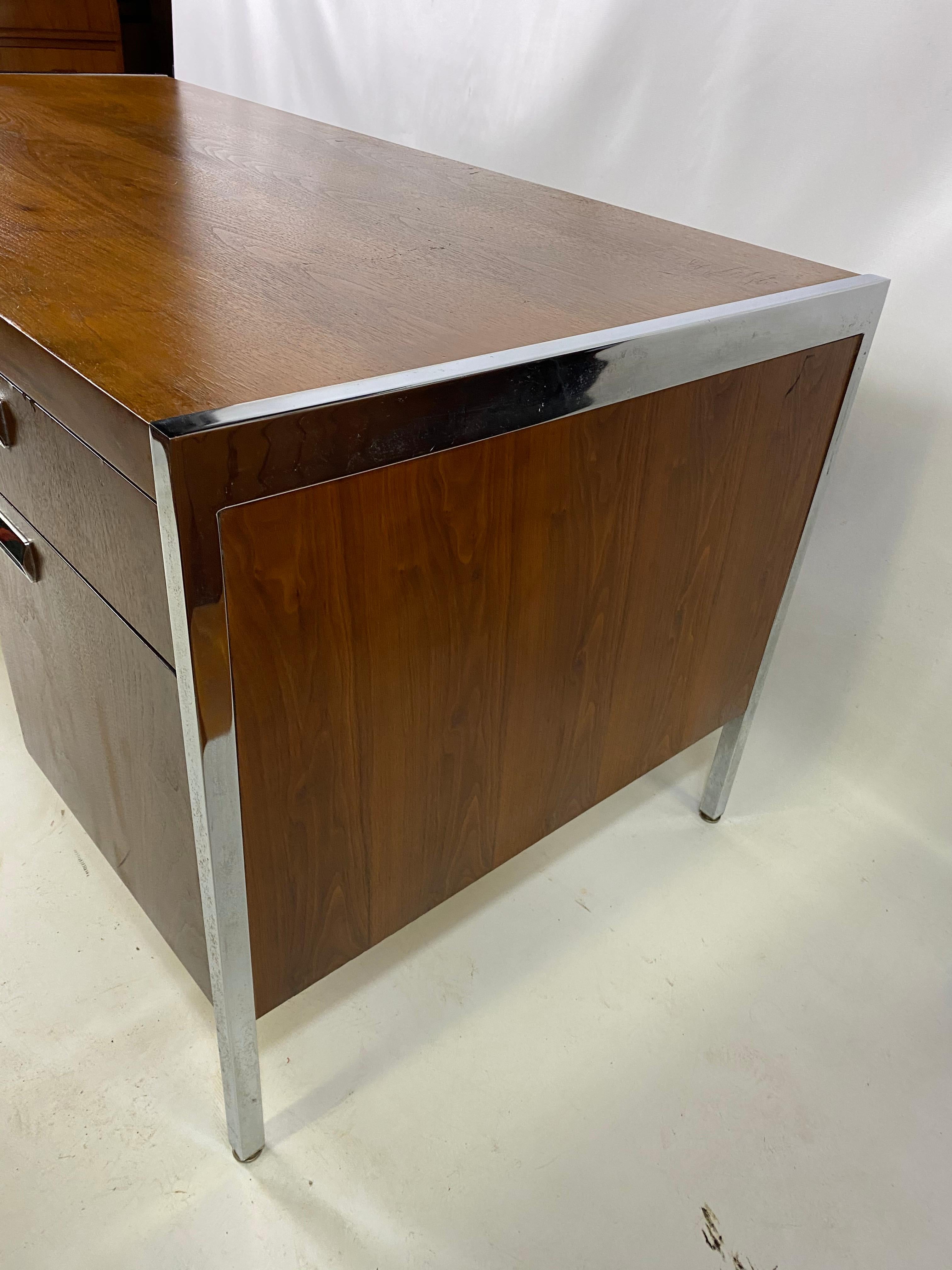 Mid-20th Century Mid-Century Modern Chrome and Walnut Executive Desk