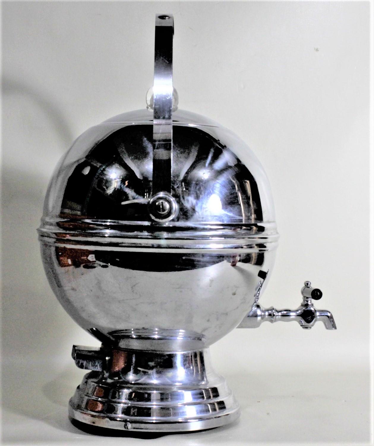 Mid-Century Modern Chrom Kugel Machine Age Electric Coffee Percolator U.S.A., Mid-Century Modern (amerikanisch) im Angebot