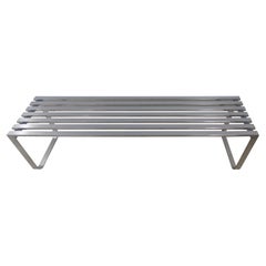 Banc de table à cocktail chromé moderne du milieu du siècle Design Institute of America