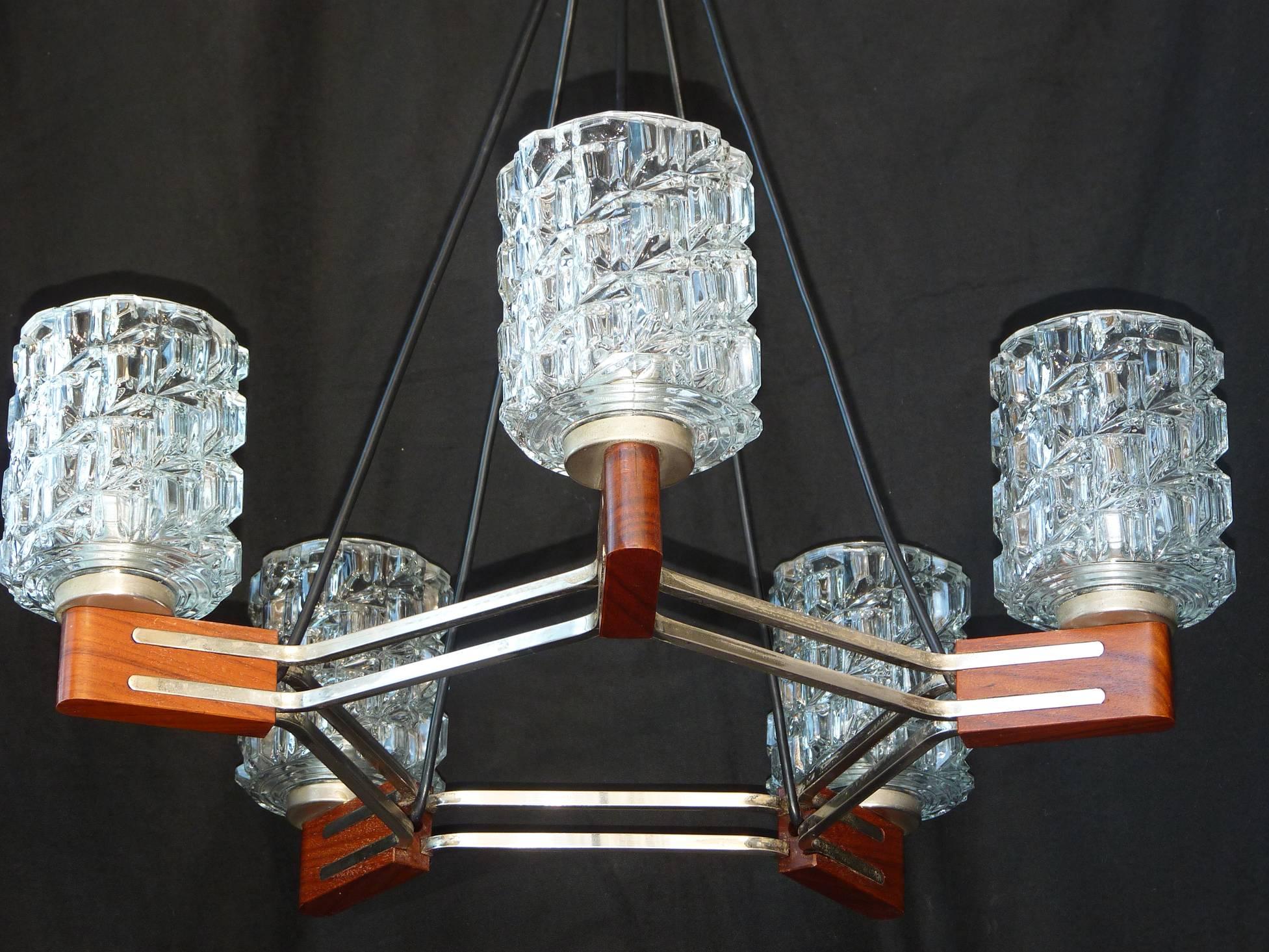 Mid-Century Modern Chrome Ceiling Lamp Danish Teak Style Pendant Wood Chandelier In Good Condition For Sale In Coimbra, PT