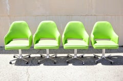Mid-Century Modern Chrome Dining Set 4 Green Swivel Chair Round Table, 5 Pc Set